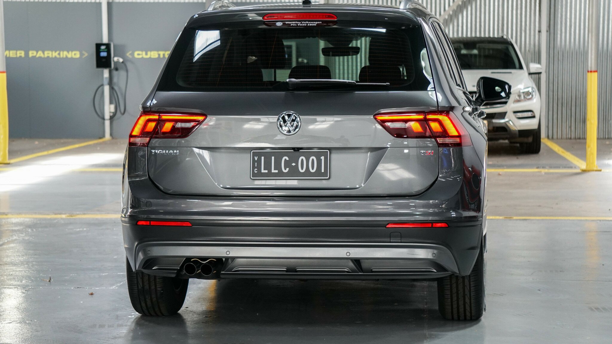 2017 VOLKSWAGEN TIGUAN 5NA 110 TSI COMFORTLINE 6 SP DIRECT SHIFT 4D WAGON