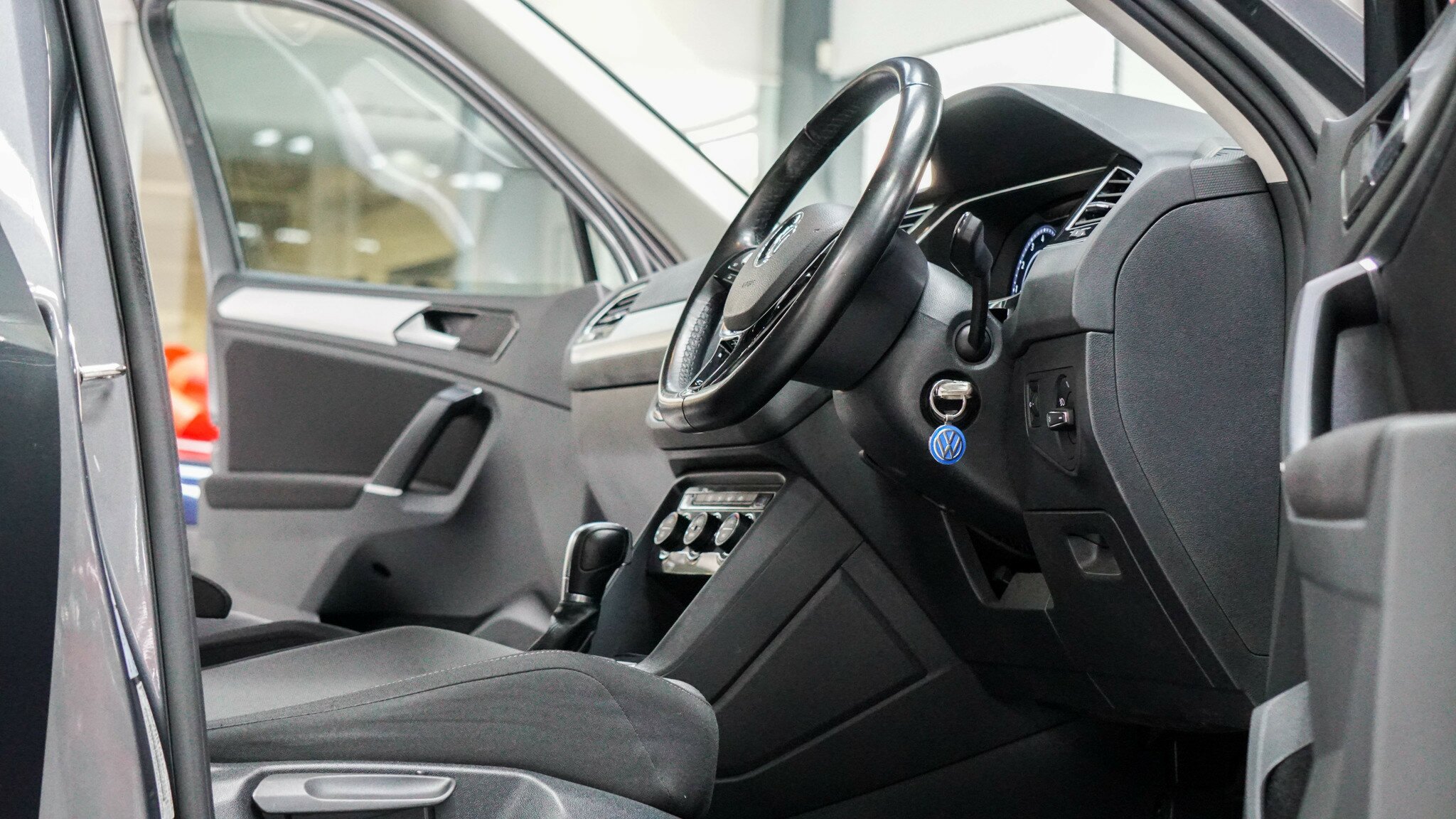 2017 VOLKSWAGEN TIGUAN 5NA 110 TSI COMFORTLINE 6 SP DIRECT SHIFT 4D WAGON