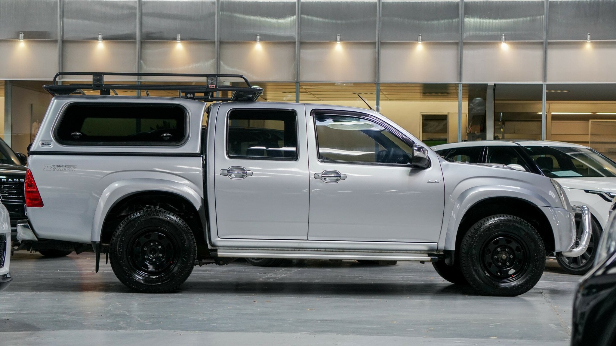 2011 ISUZU D-MAX TF MY10 LS (4X2) 4 SP AUTOMATIC 4D CREW CAB UTILITY