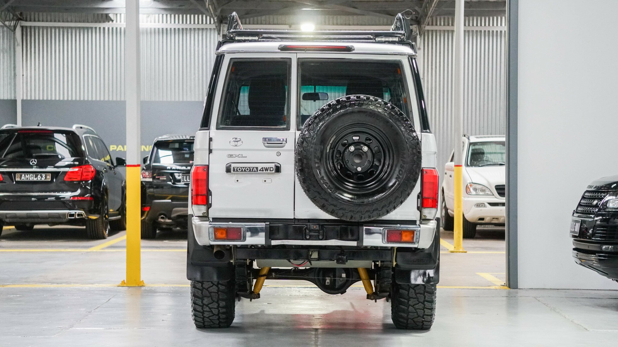 2009 TOYOTA LANDCRUISER VDJ76R GXL (4X4) 5 SP MANUAL 4D WAGON