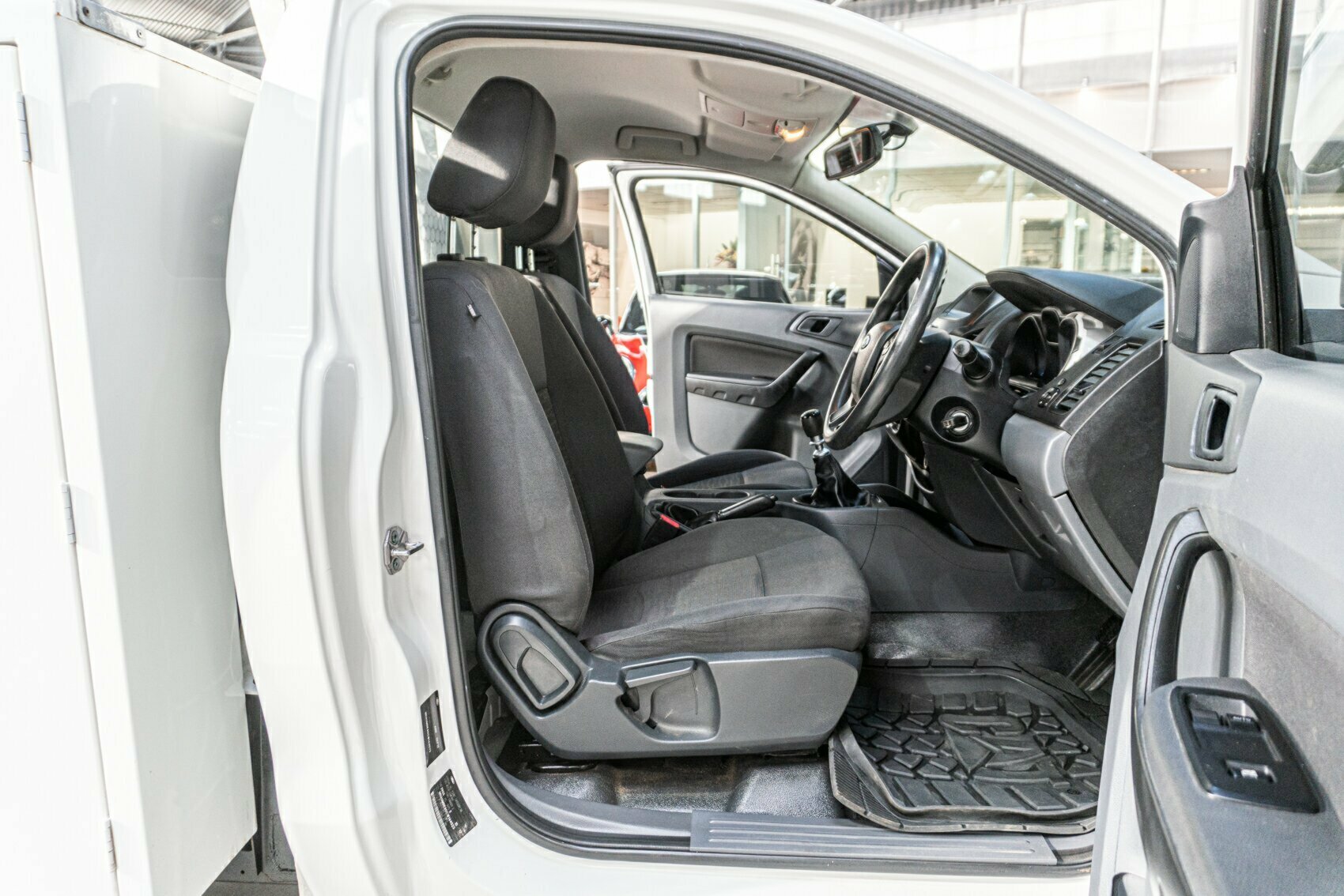 2012 FORD RANGER PX XL 2.2 (4X2) 6 SP MANUAL 2D CAB CHASSIS