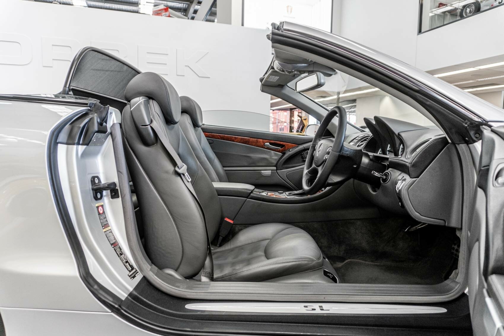 2004 MERCEDES-BENZ SL350 R230 5 SP AUTOMATIC TOUCHSHIFT 2D CONVERTIBLE