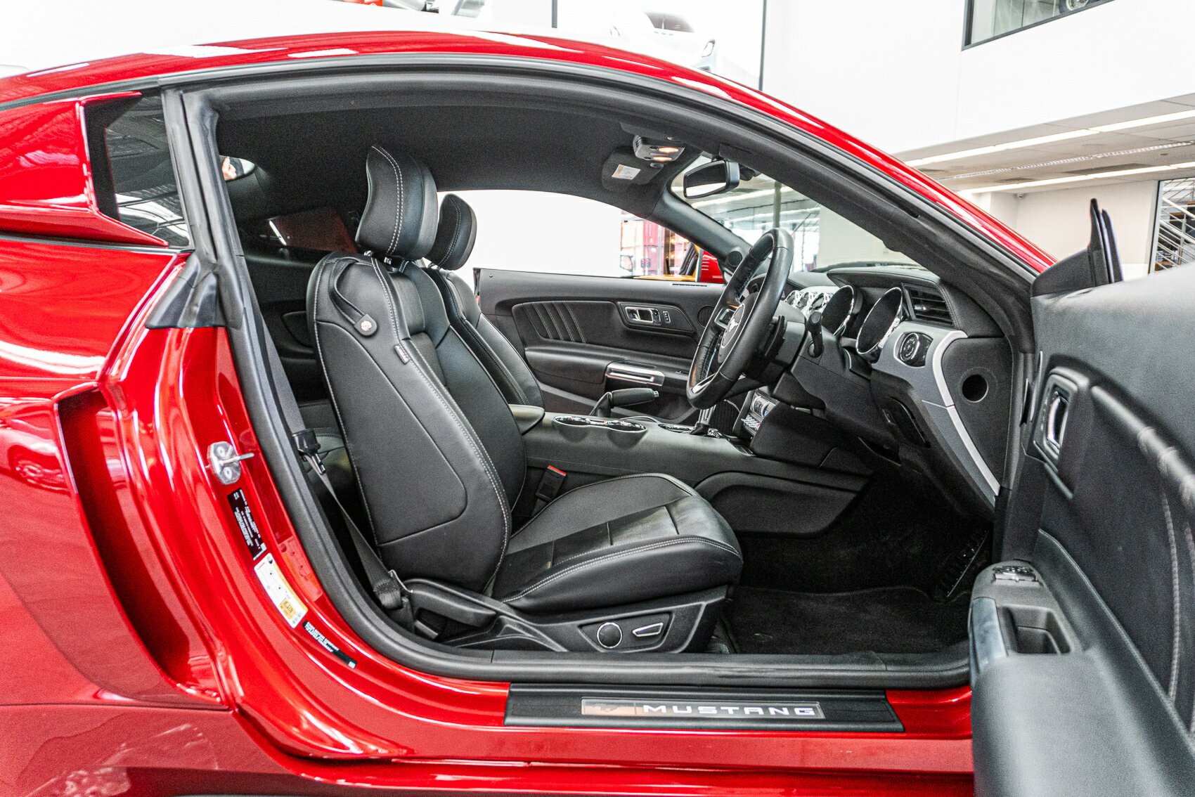 2016 FORD MUSTANG FM FASTBACK GT 5.0 V8 6 SP AUTOMATIC 2D COUPE