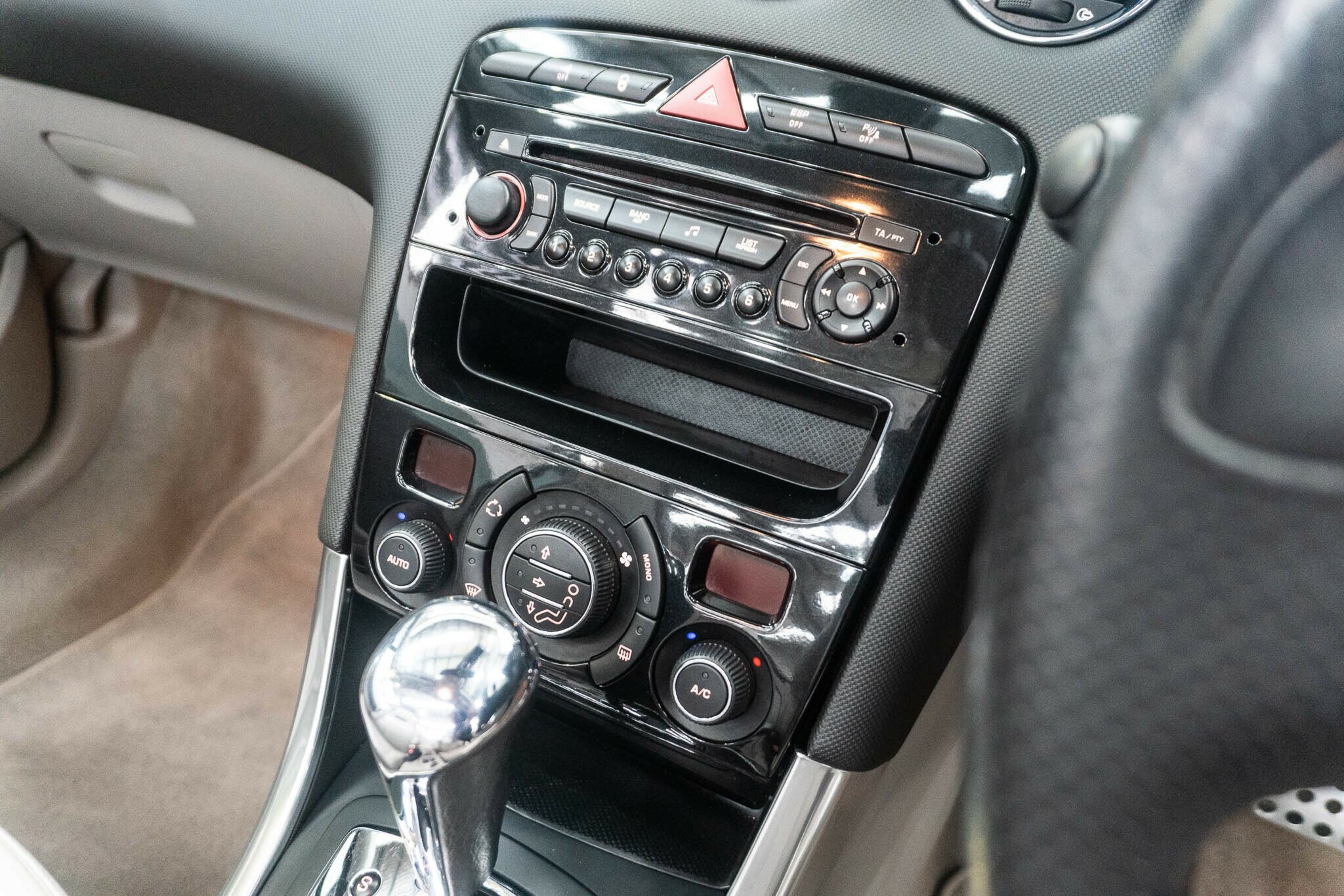 2011 PEUGEOT 308 CC 6 SP AUTOMATIC 2D CABRIOLET