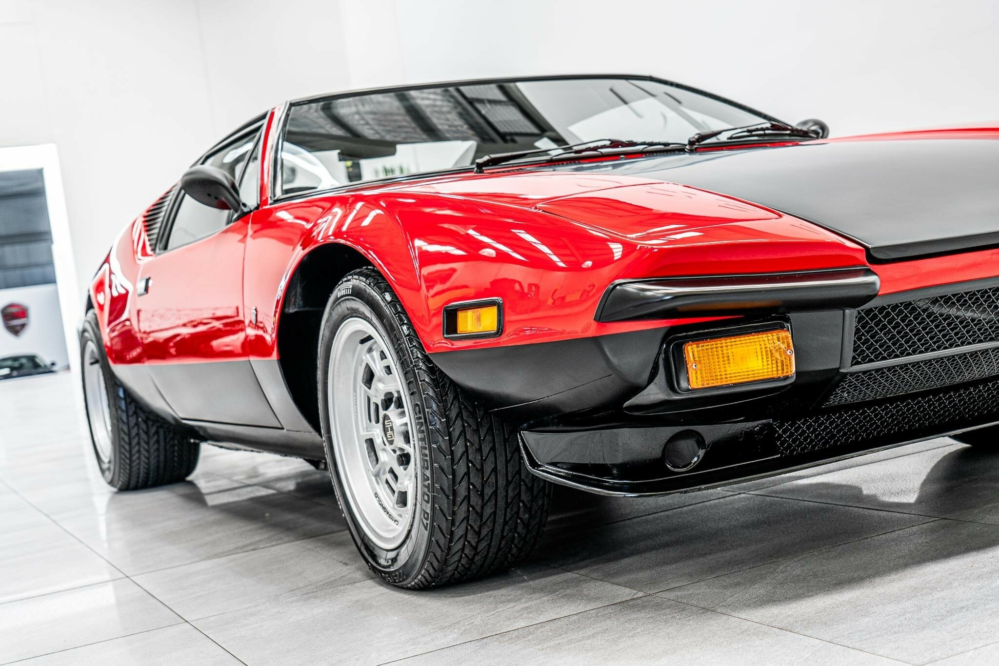 1972 DE TOMASO PANTERA GTS 5 SP MANUAL 2D COUPE