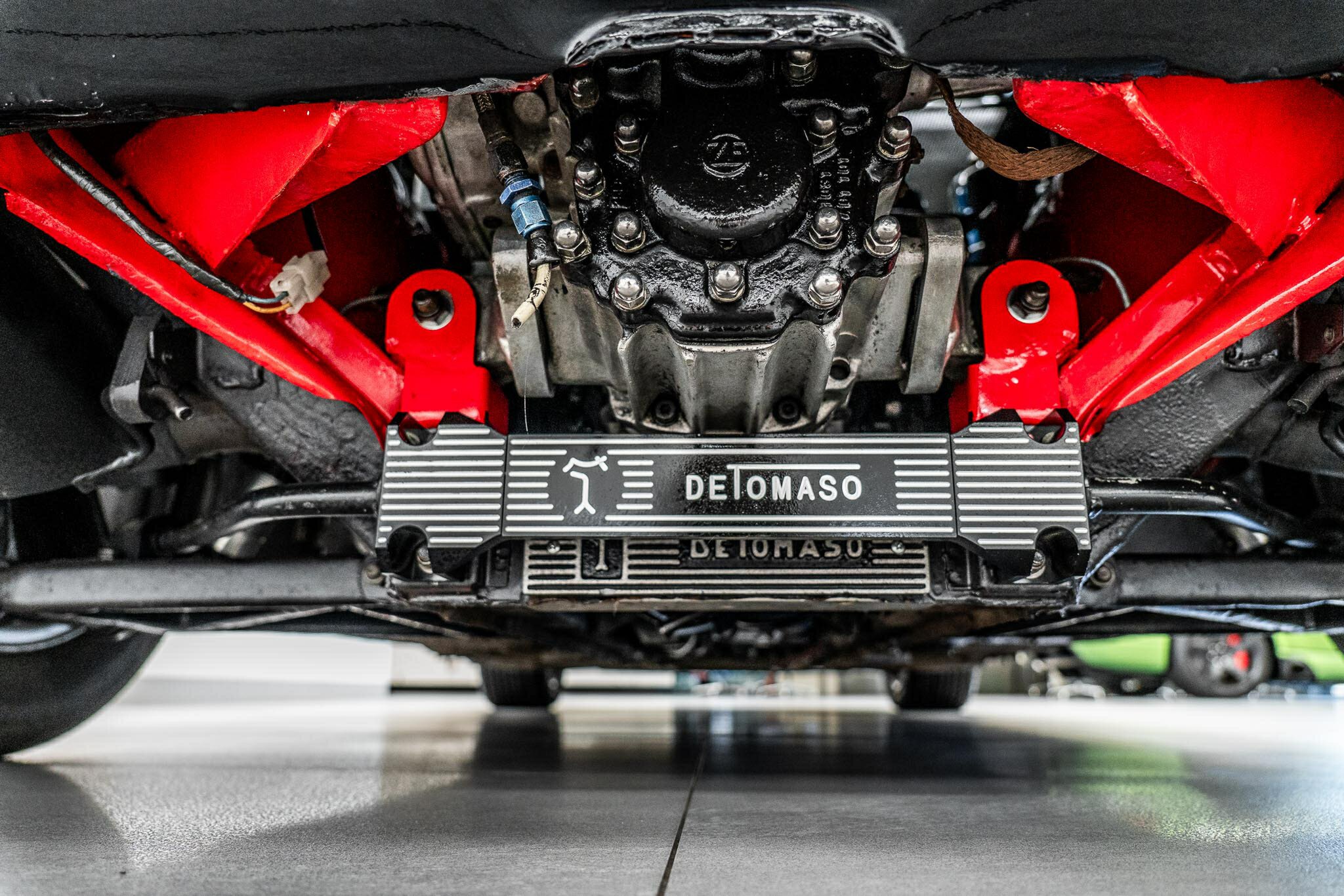 1972 DE TOMASO PANTERA GTS 5 SP MANUAL 2D COUPE