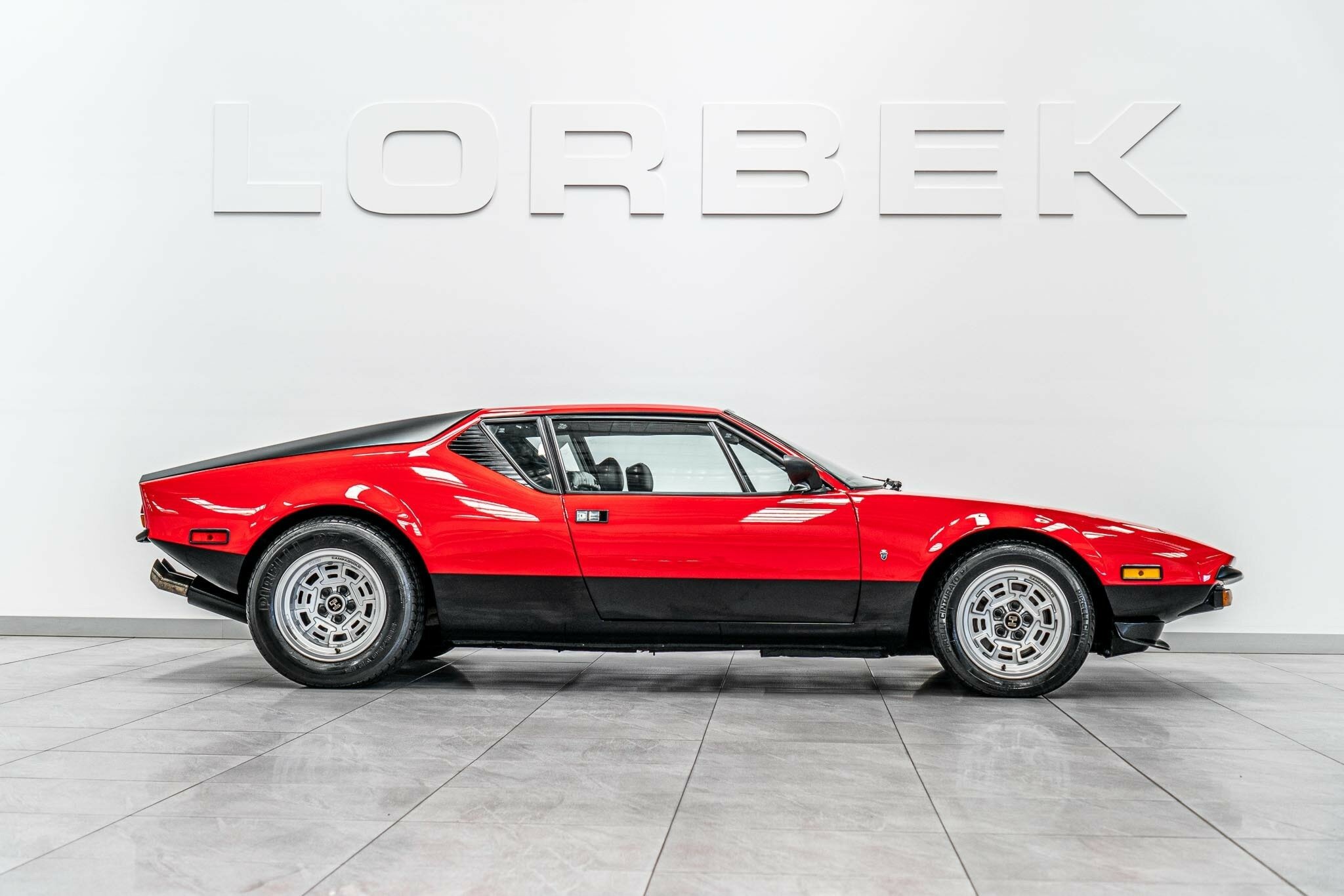 1972 DE TOMASO PANTERA GTS 5 SP MANUAL 2D COUPE