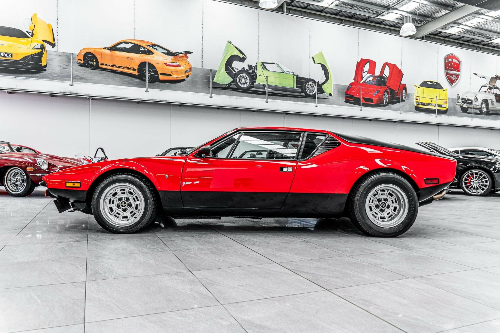 1972 DE TOMASO PANTERA GTS 5 SP MANUAL 2D COUPE