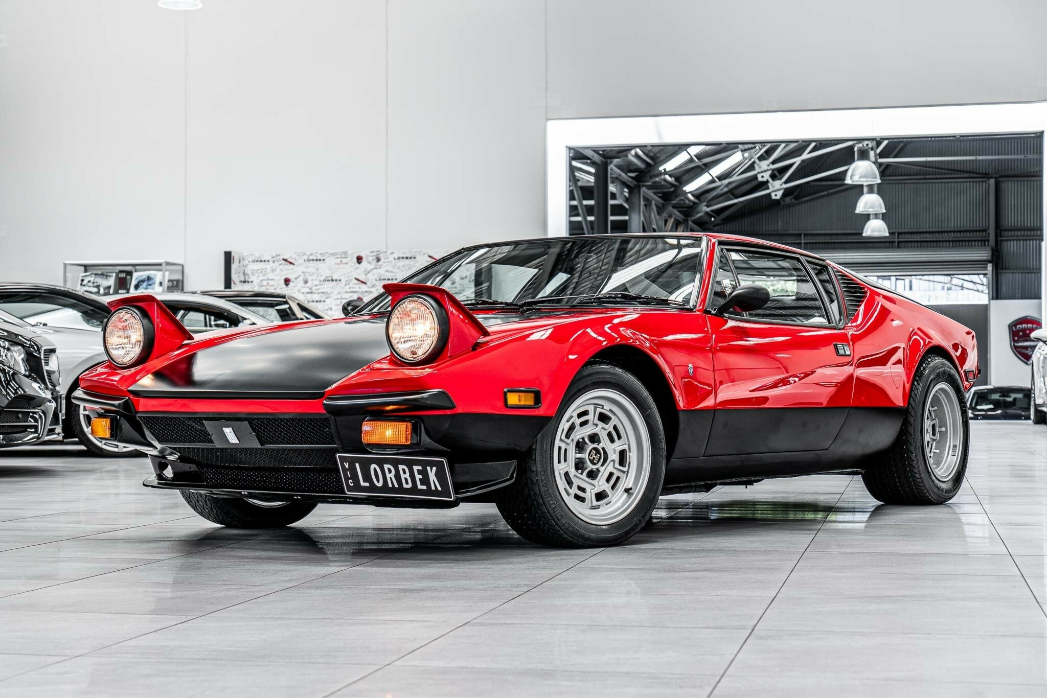 1972 DE TOMASO PANTERA GTS 5 SP MANUAL 2D COUPE