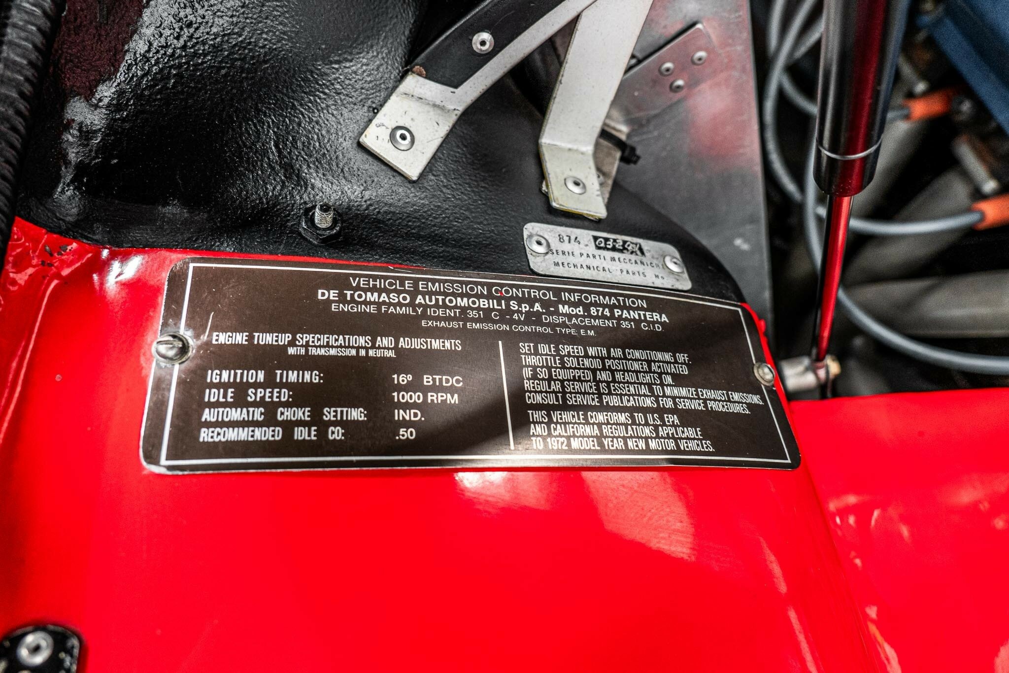1972 DE TOMASO PANTERA GTS 5 SP MANUAL 2D COUPE