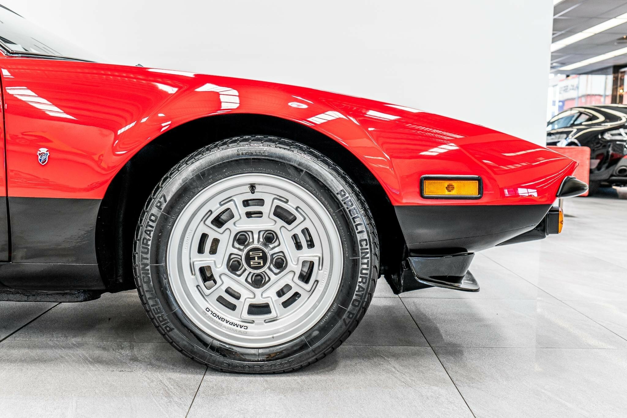 1972 DE TOMASO PANTERA GTS 5 SP MANUAL 2D COUPE