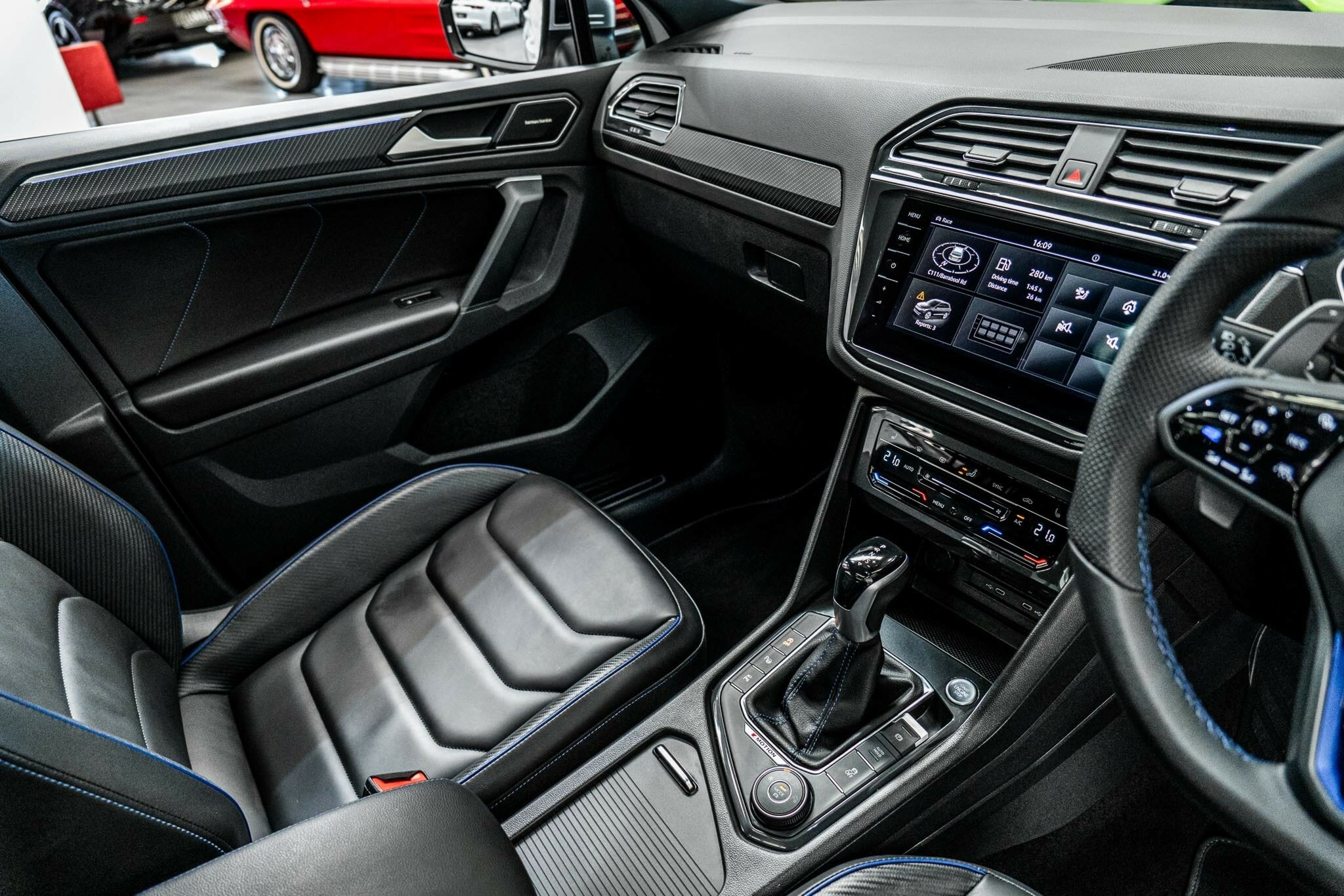 2022 VOLKSWAGEN TIGUAN 5NA MY22 R 7 SP AUTOMATIC 4D WAGON