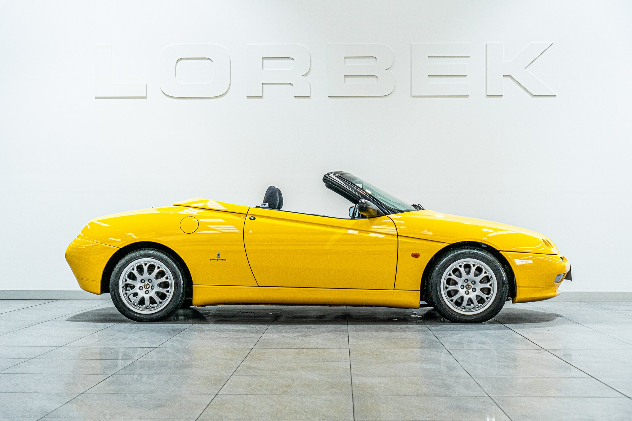 2001 ALFA ROMEO SPIDER DUETTO 5 SP MANUAL 2D CONVERTIBLE