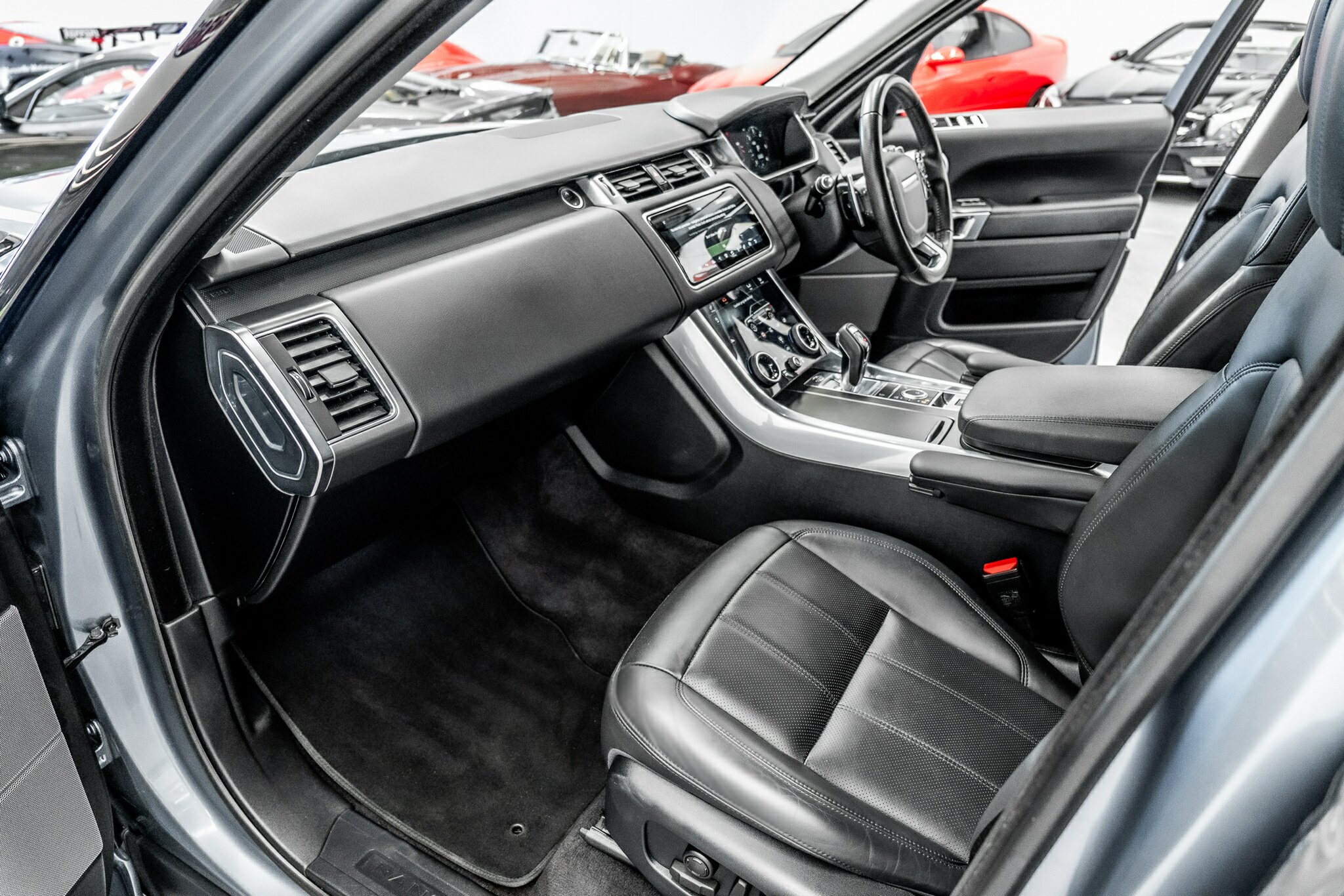 2019 LAND ROVER RANGE ROVER L494 MY19.5 SPORT SDV6 SE (183KW) 8 SP AUTOMATIC 4D WAGON