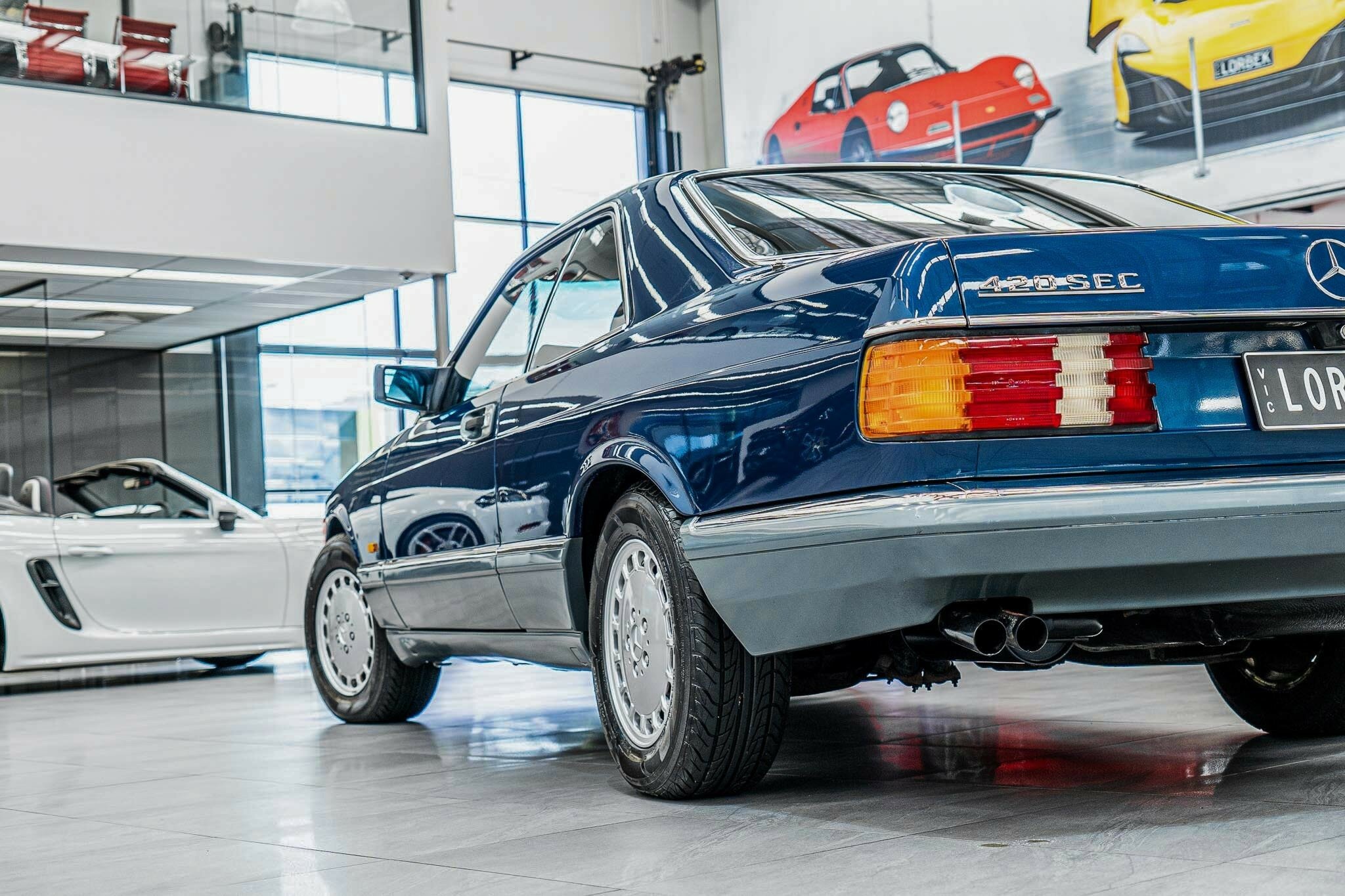 1986 MERCEDES-BENZ 420 SEC 4 SP AUTOMATIC 2D COUPE
