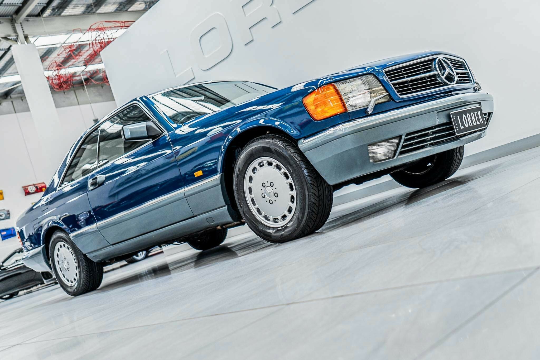 1986 MERCEDES-BENZ 420 SEC 4 SP AUTOMATIC 2D COUPE
