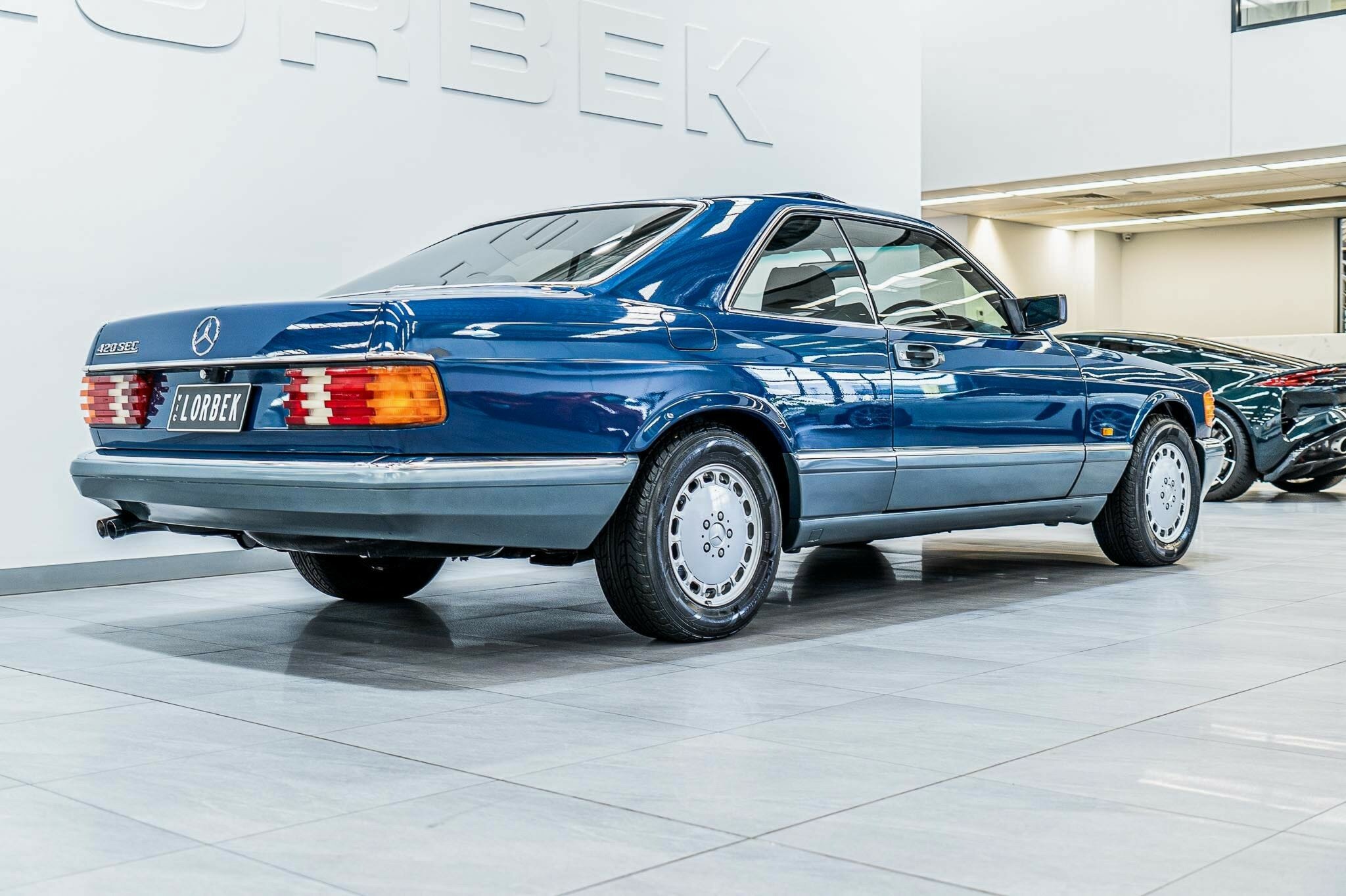 1986 MERCEDES-BENZ 420 SEC 4 SP AUTOMATIC 2D COUPE