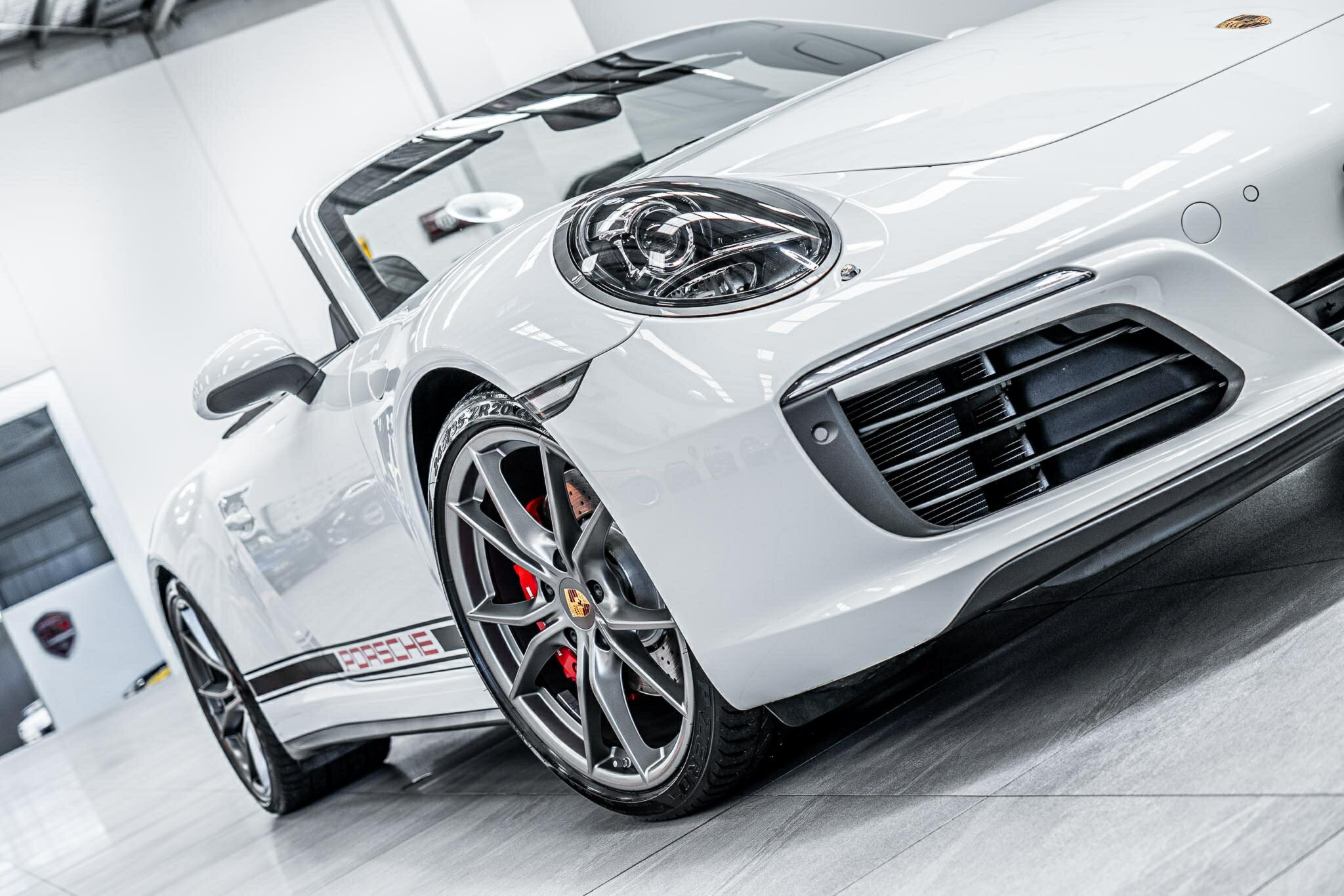 2017 PORSCHE 911 991 MY17 GEN 2 CARRERA 4S 7 SP AUTO DUAL CLUTCH 2D CABRIOLET