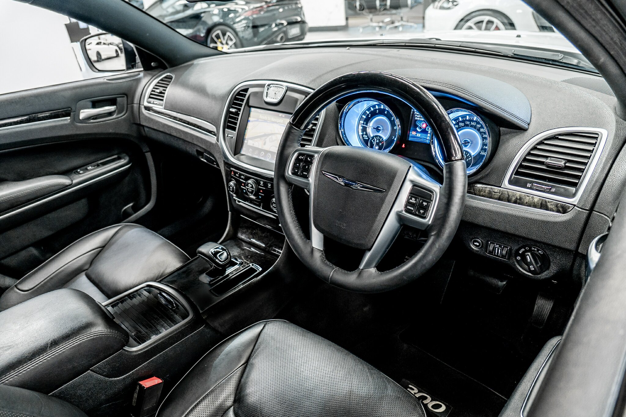 2013 CHRYSLER 300 MY12 C 8 SP AUTOMATIC 4D SEDAN