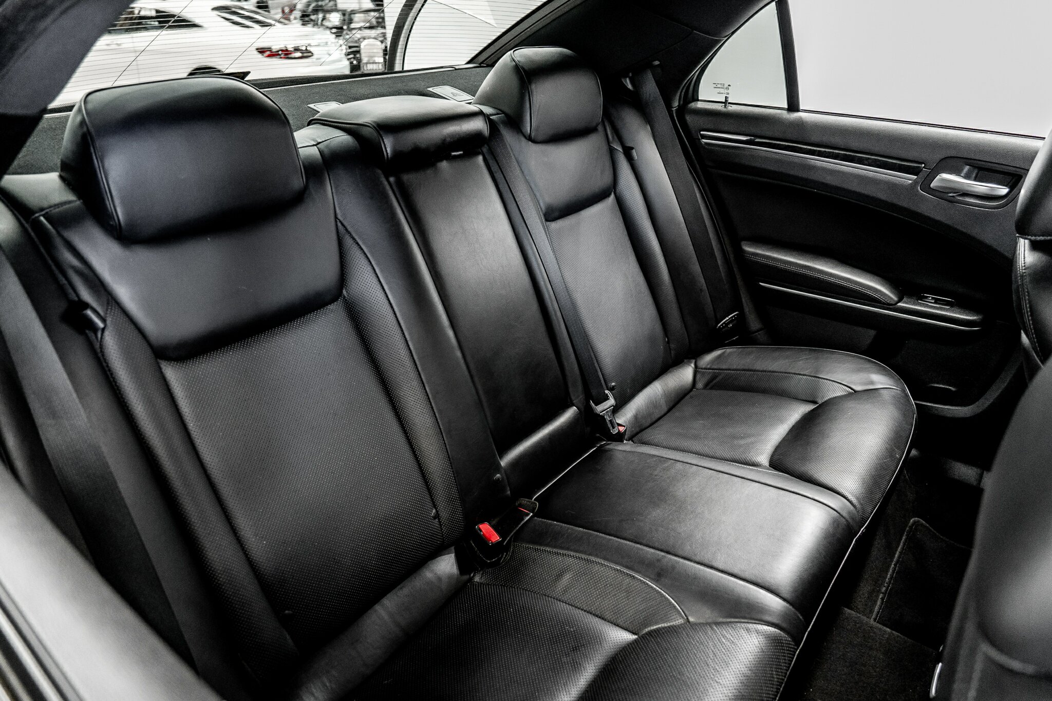 2013 CHRYSLER 300 MY12 C 8 SP AUTOMATIC 4D SEDAN