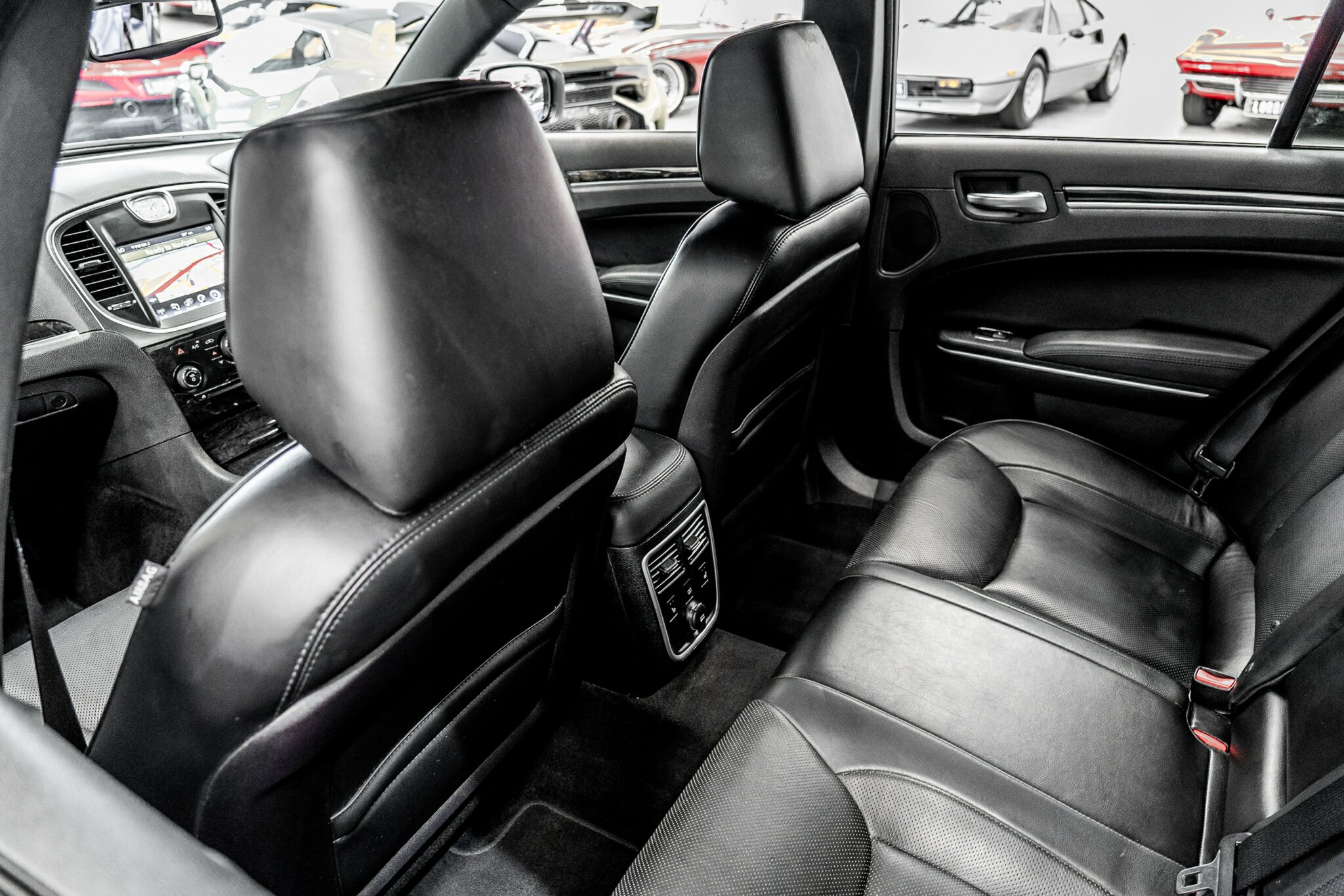 2013 CHRYSLER 300 MY12 C 8 SP AUTOMATIC 4D SEDAN