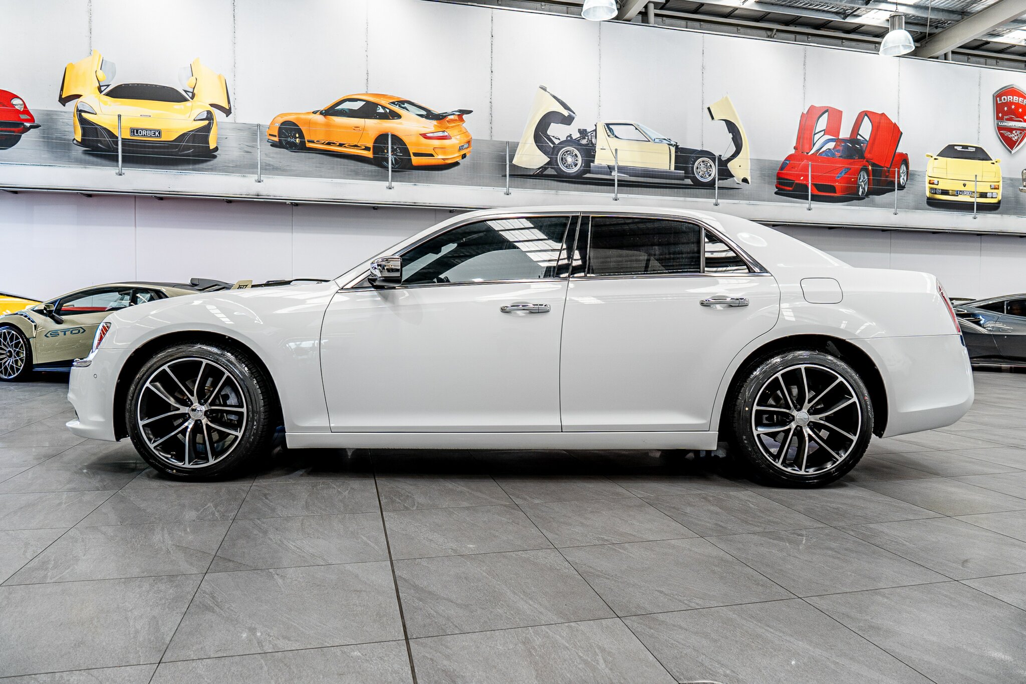 2013 CHRYSLER 300 MY12 C 8 SP AUTOMATIC 4D SEDAN