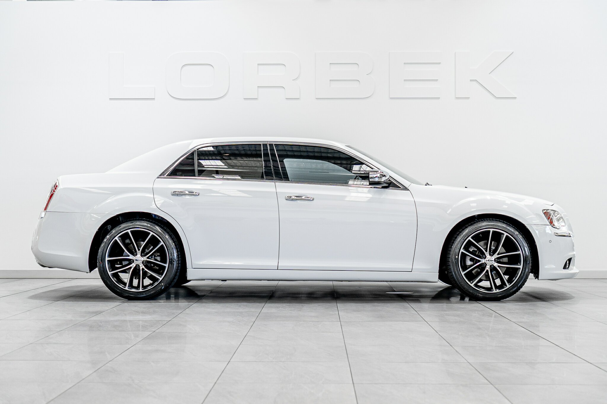 2013 CHRYSLER 300 MY12 C 8 SP AUTOMATIC 4D SEDAN