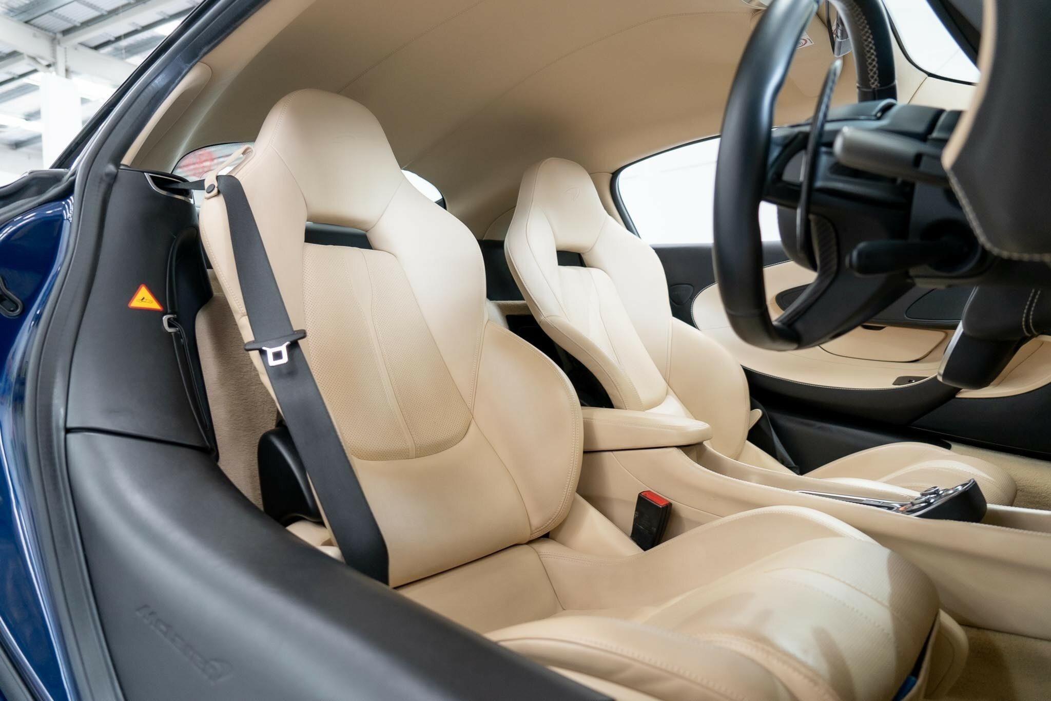 2018 MCLAREN 570S 7 SP AUTOMATIC 2D COUPE
