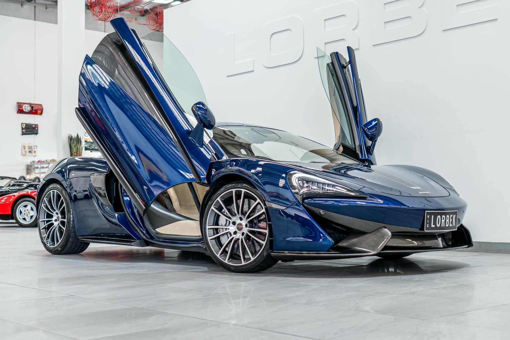 2018 MCLAREN 570S 7 SP AUTOMATIC 2D COUPE