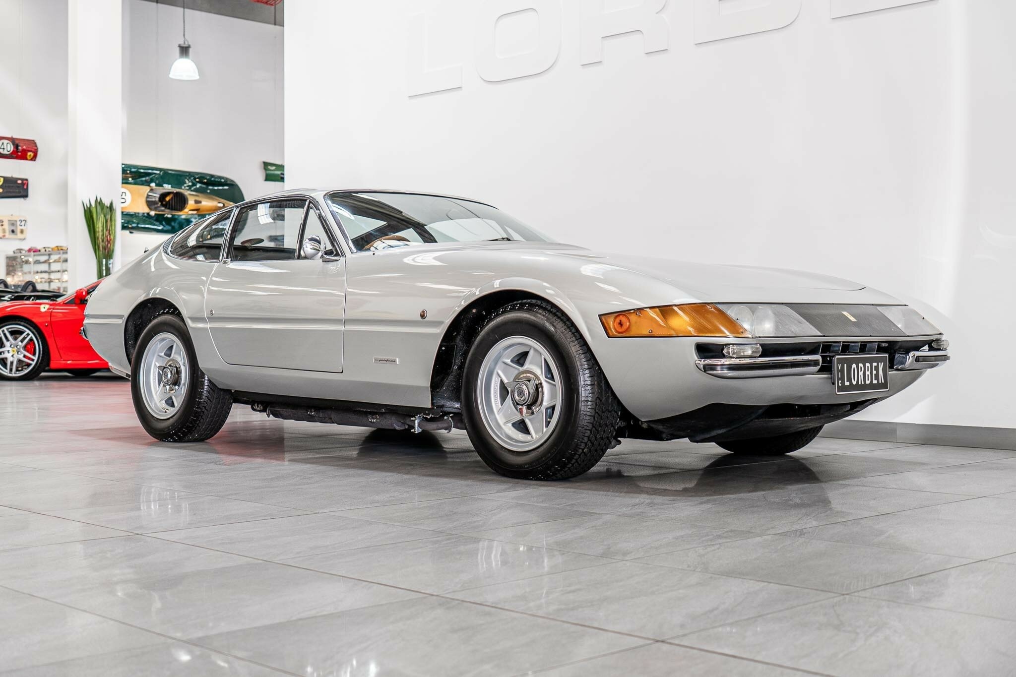 1970 FERRARI 365 GTB4 (DAYTONA) 5 SP MANUAL 2D COUPE