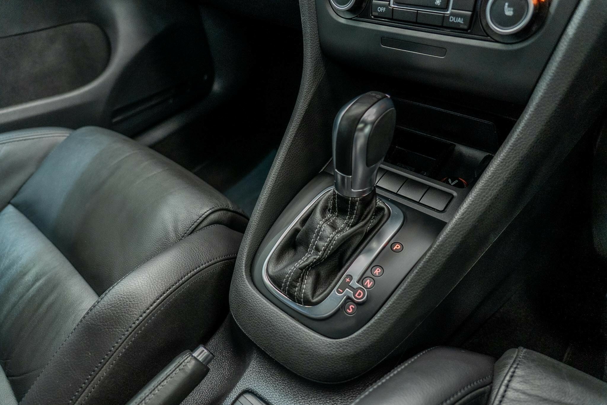 2011 VOLKSWAGEN GOLF 1K MY12 GTD 6 SP DIRECT SHIFT 5D HATCHBACK