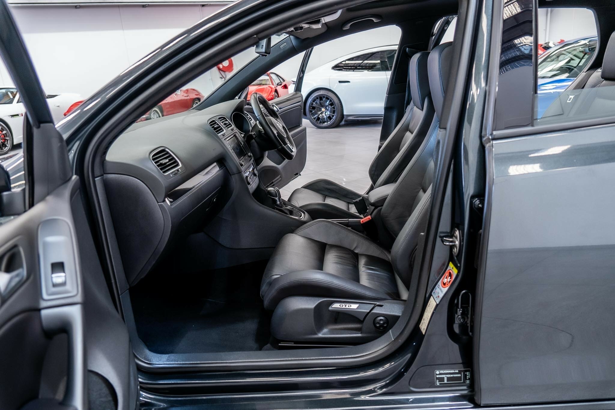 2011 VOLKSWAGEN GOLF 1K MY12 GTD 6 SP DIRECT SHIFT 5D HATCHBACK