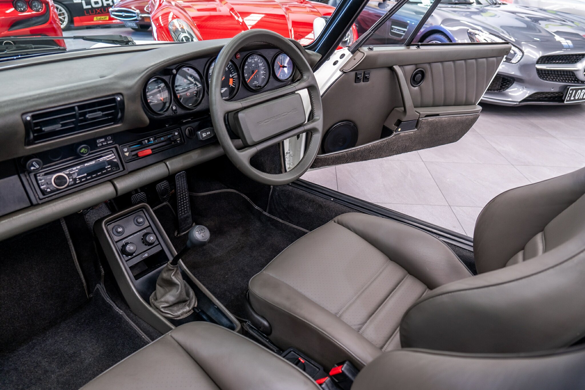 1987 PORSCHE 911 CARRERA 5 SP MANUAL 2D CABRIOLET