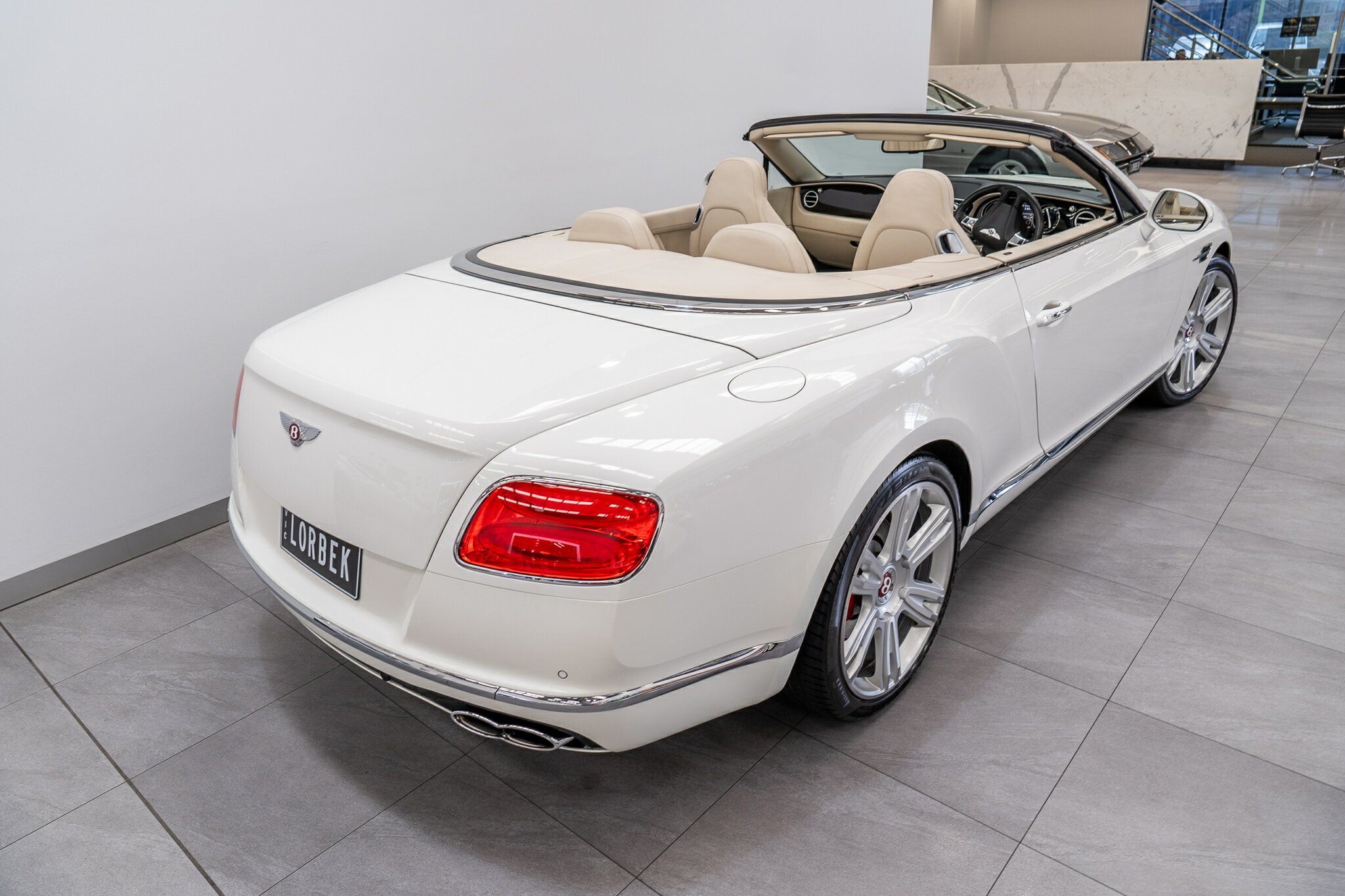 2015 BENTLEY CONTINENTAL 3W MY16 GTC V8 8 SP AUTOMATIC SEQUENTIAL 2D CONVERTIBLE