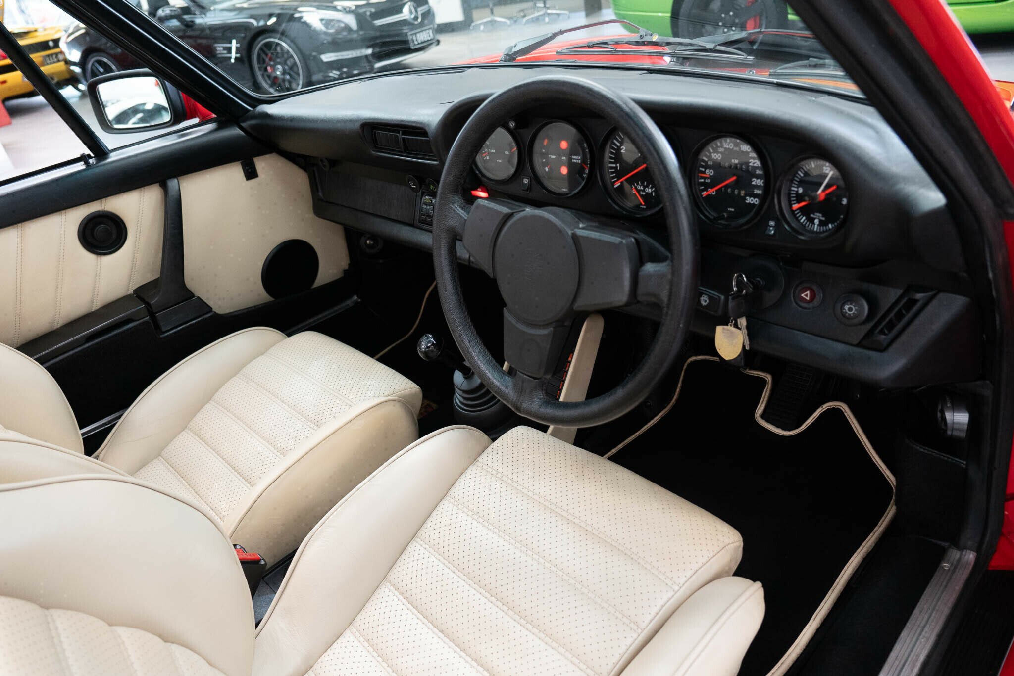 1982 PORSCHE 911 TURBO (930) 4 SP MANUAL 2D COUPE