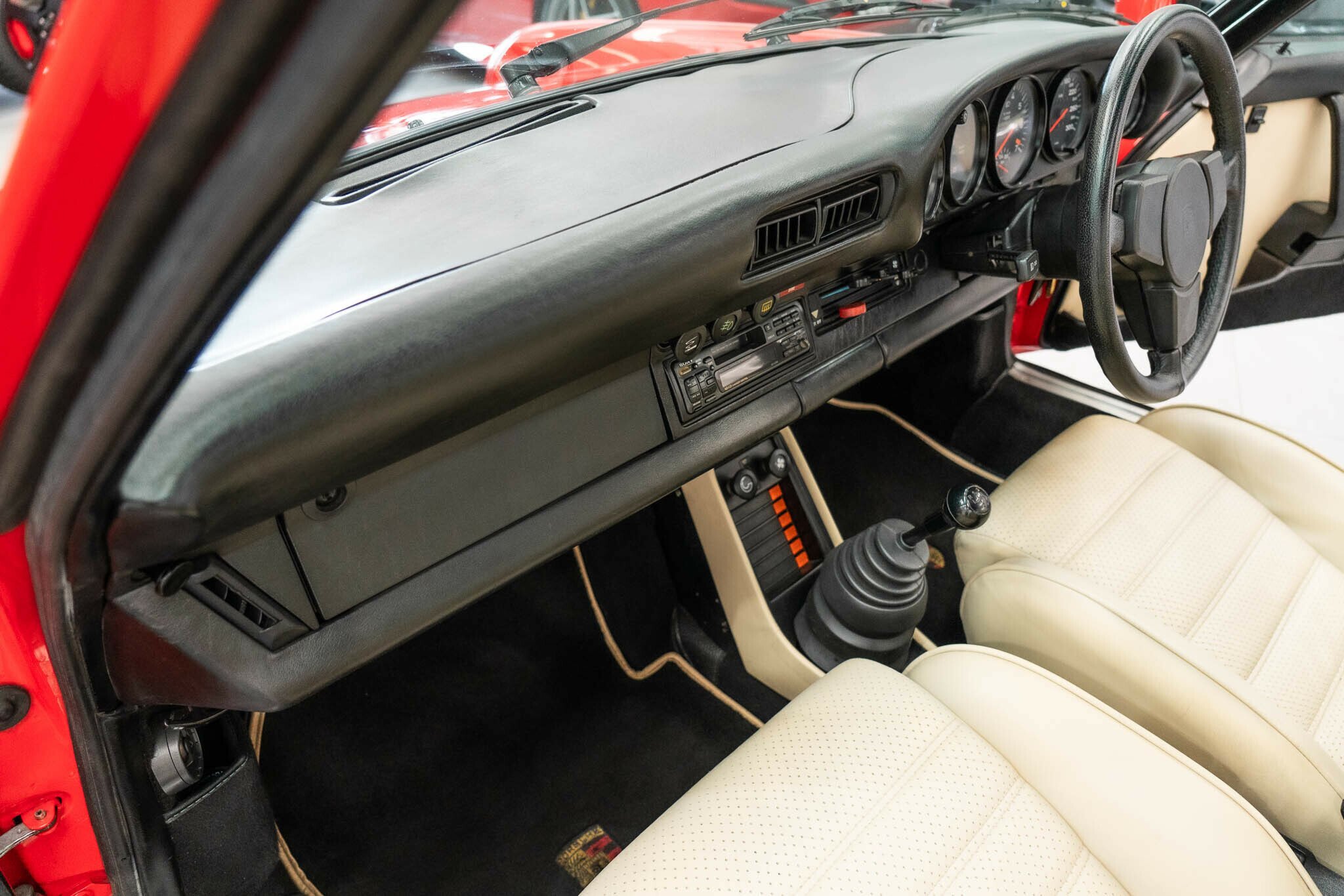 1982 PORSCHE 911 TURBO (930) 4 SP MANUAL 2D COUPE