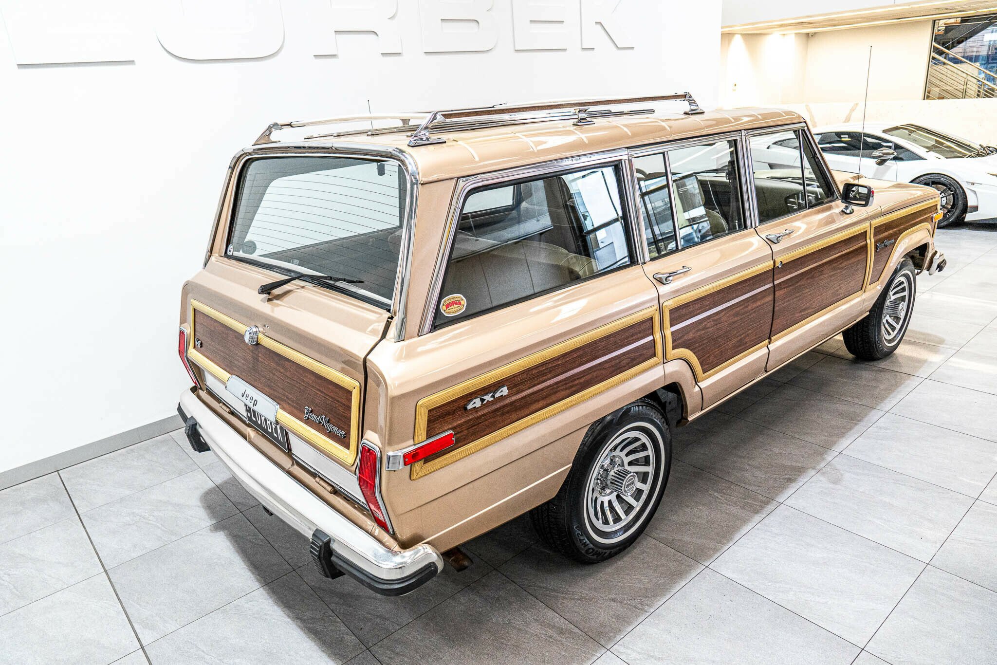 1989 JEEP GRAND WAGONEER SJ WAGON