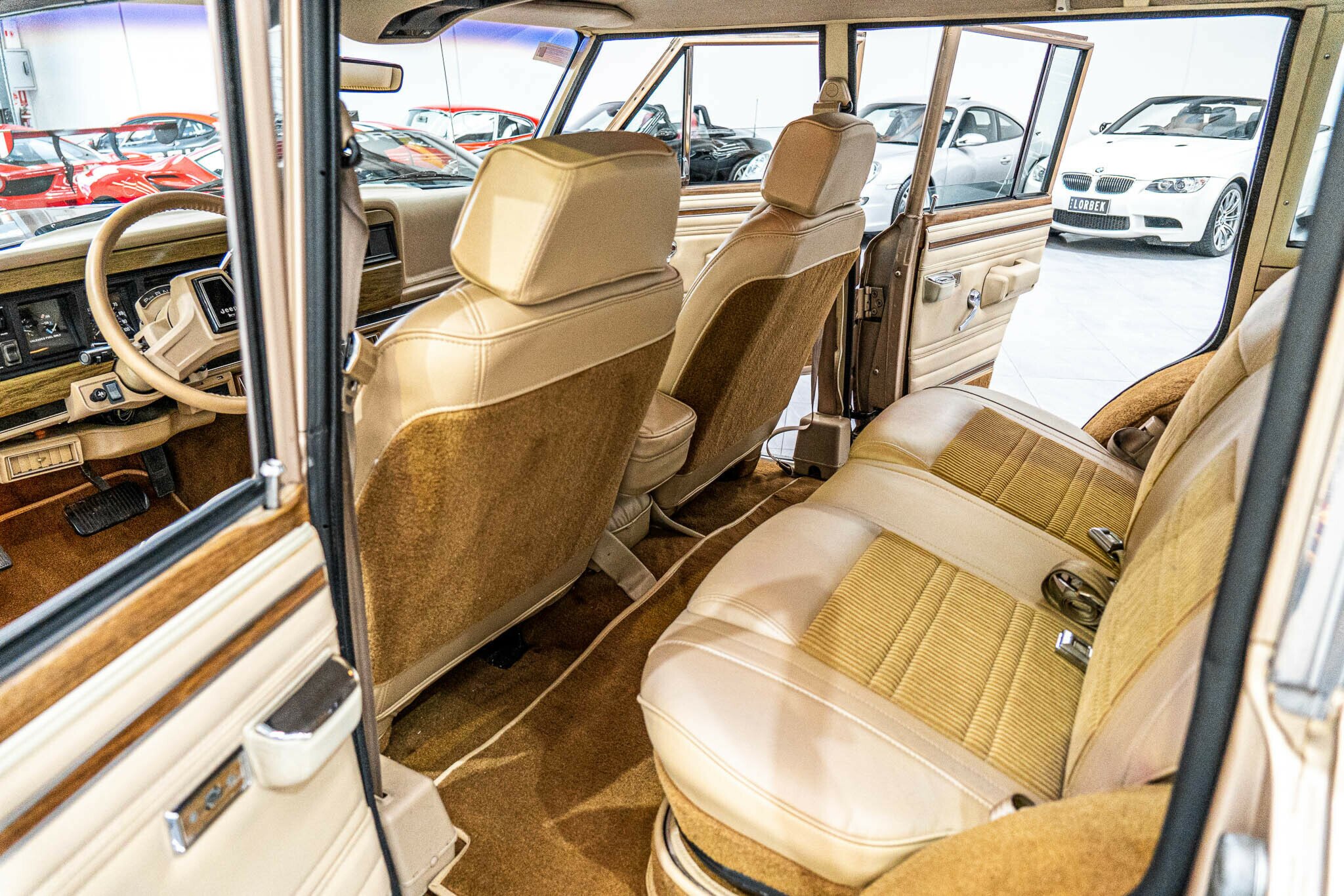 1989 JEEP GRAND WAGONEER SJ WAGON
