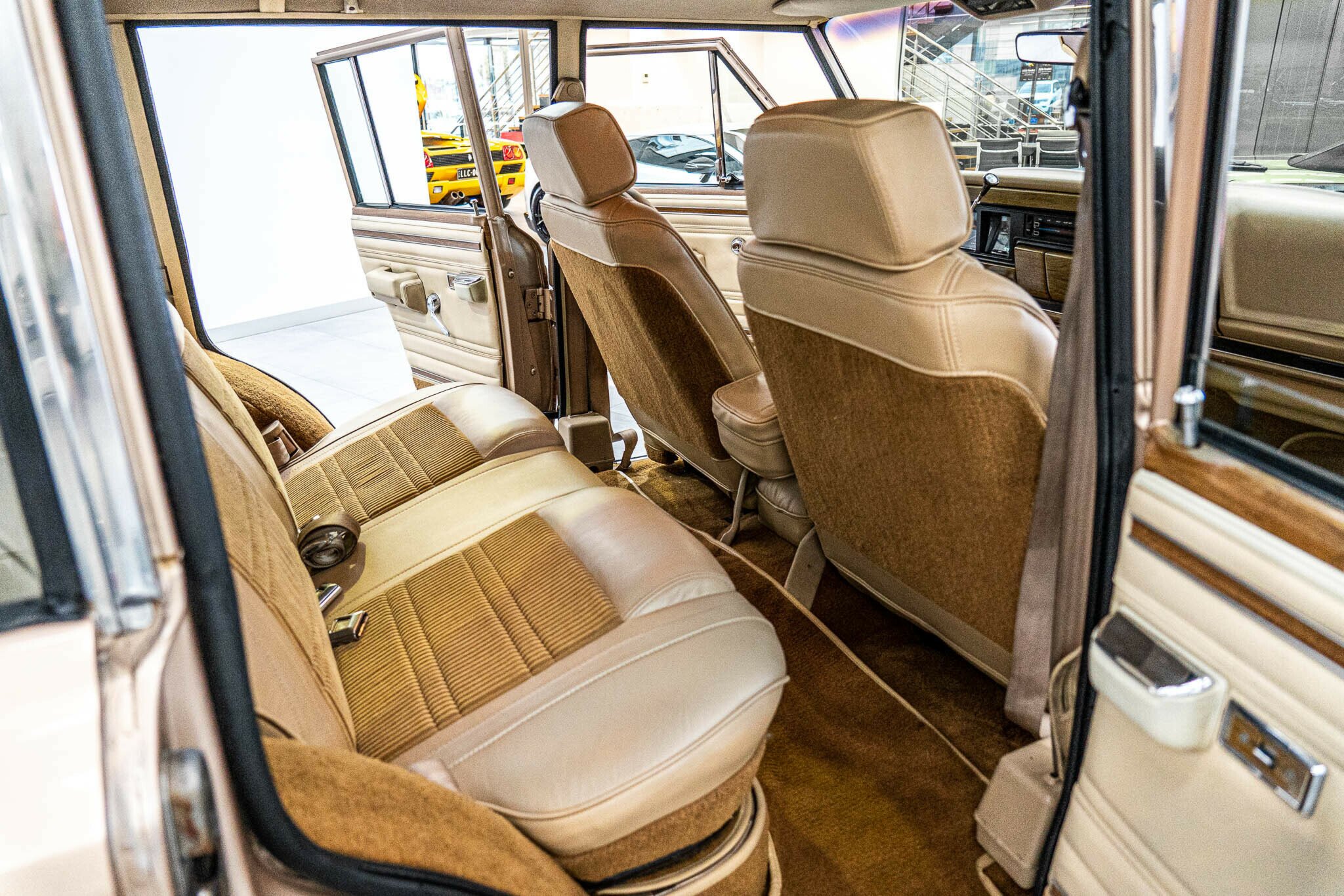 1989 JEEP GRAND WAGONEER SJ WAGON