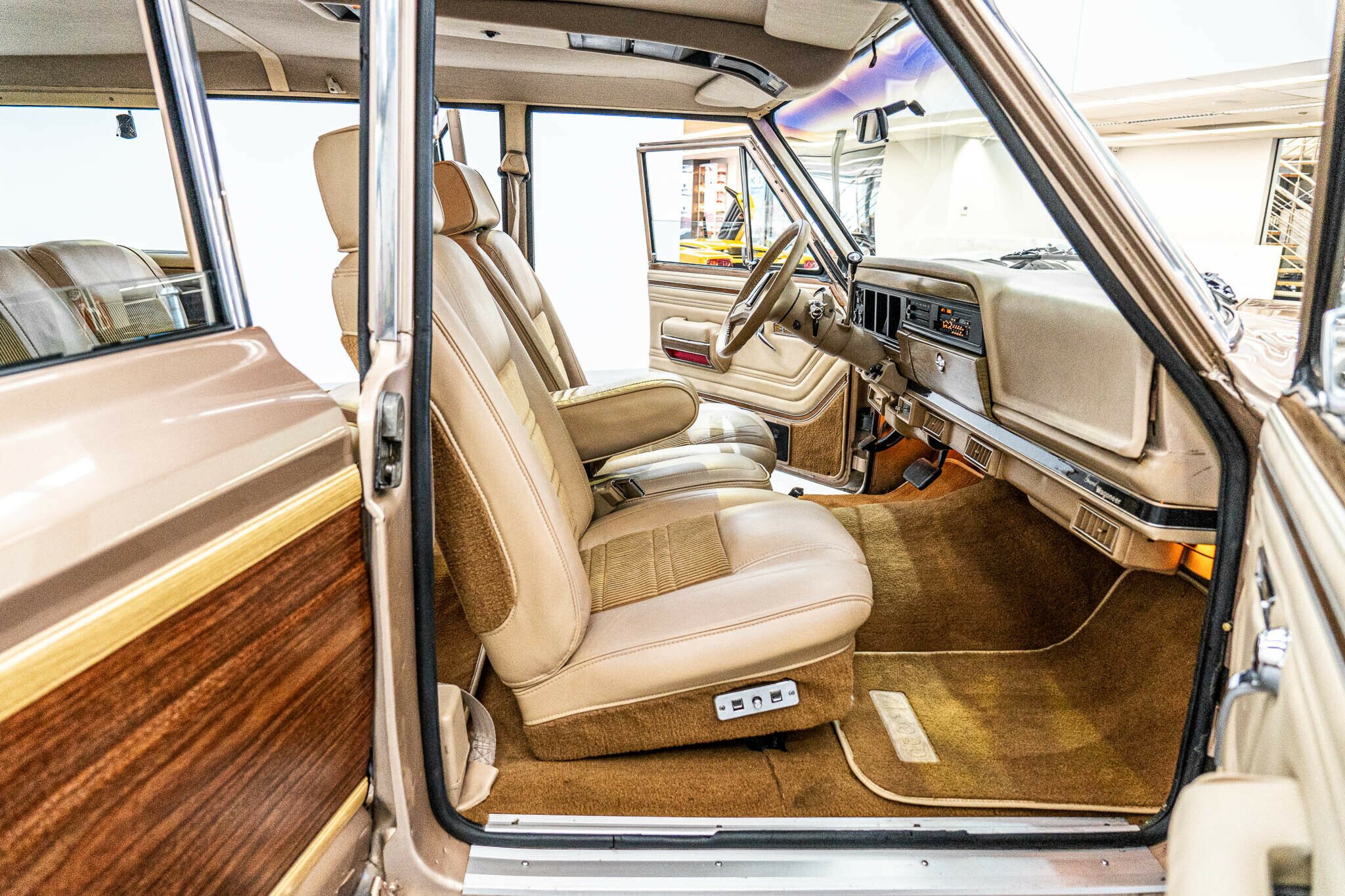 1989 JEEP GRAND WAGONEER SJ WAGON