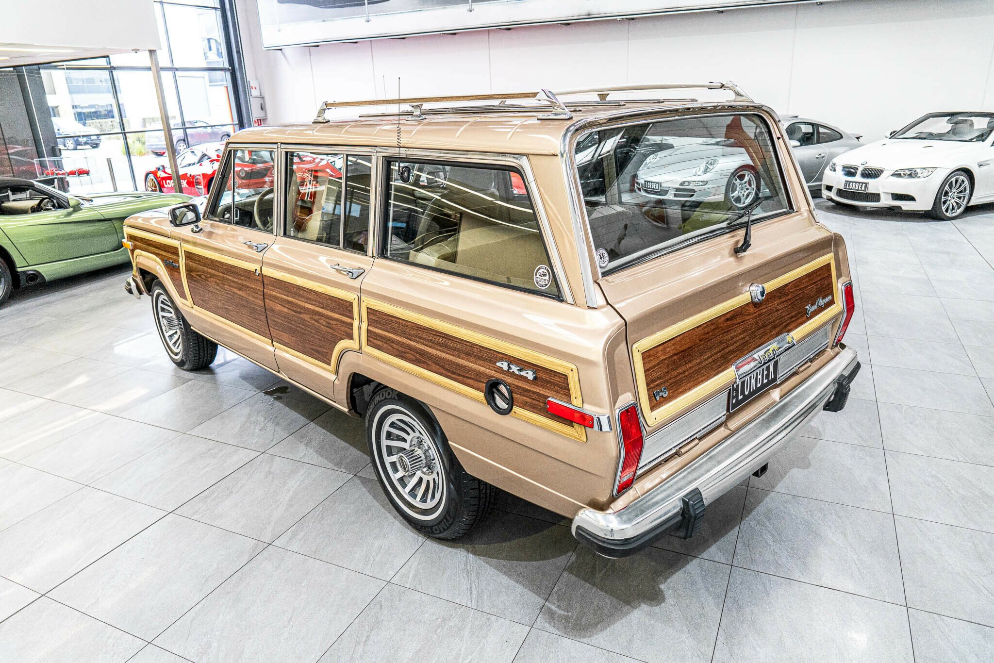 1989 JEEP GRAND WAGONEER SJ WAGON