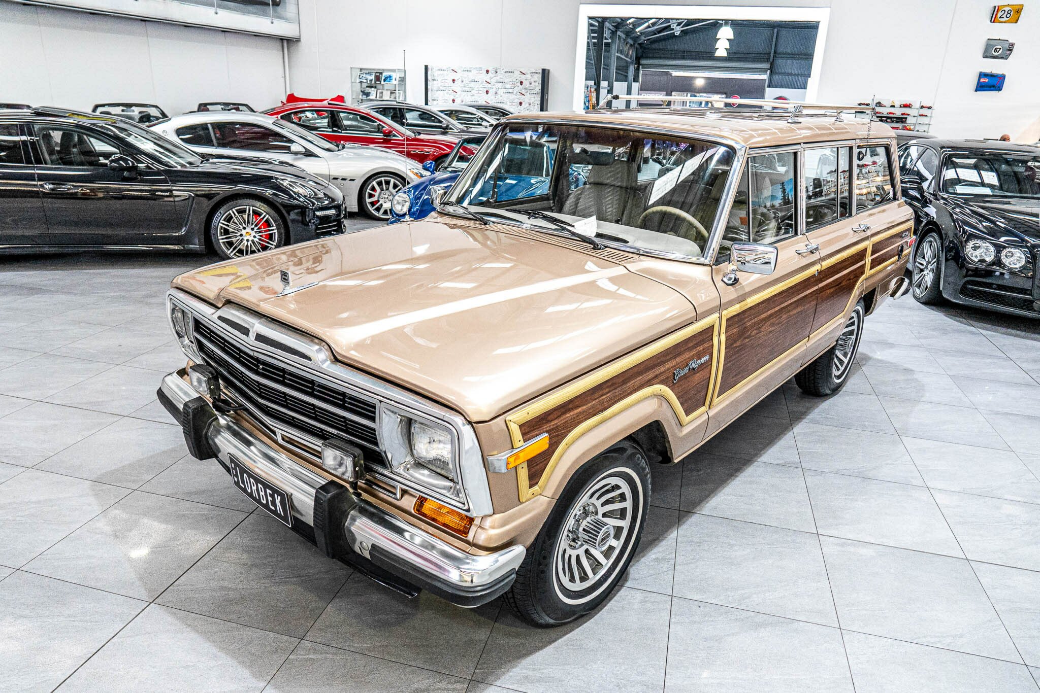 1989 JEEP GRAND WAGONEER SJ WAGON