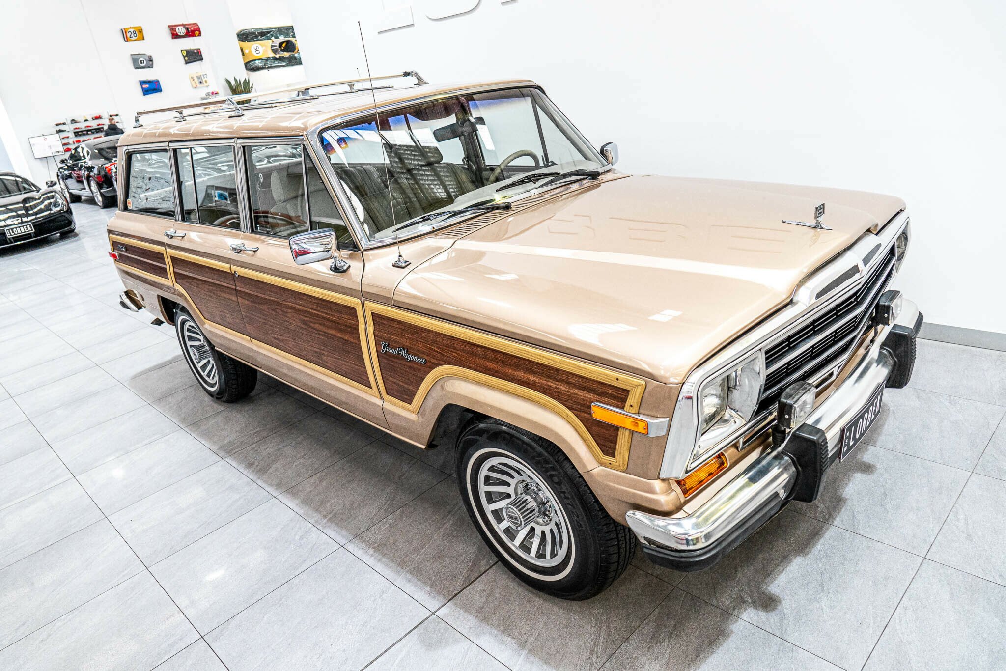 1989 JEEP GRAND WAGONEER SJ WAGON