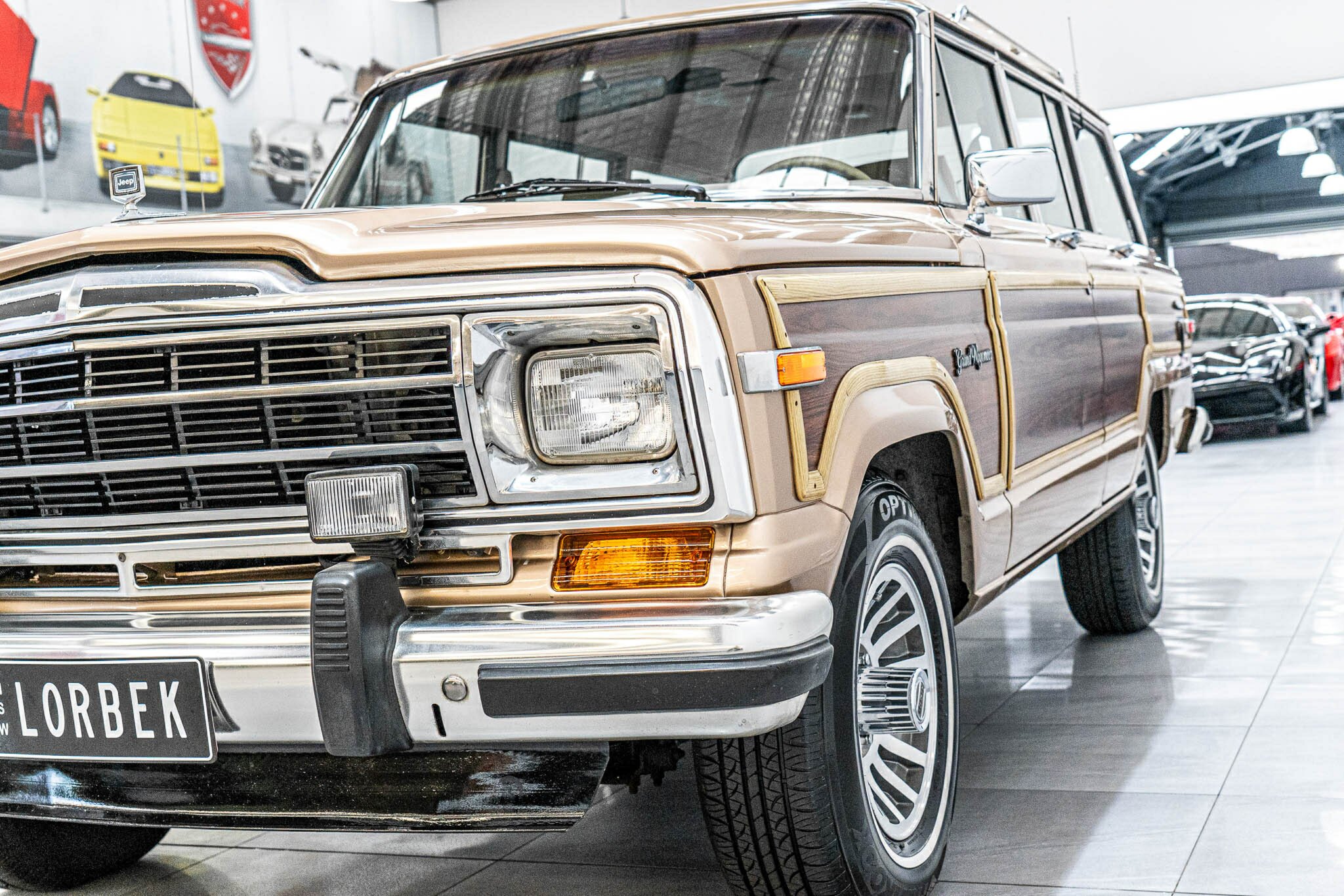 1989 JEEP GRAND WAGONEER SJ WAGON