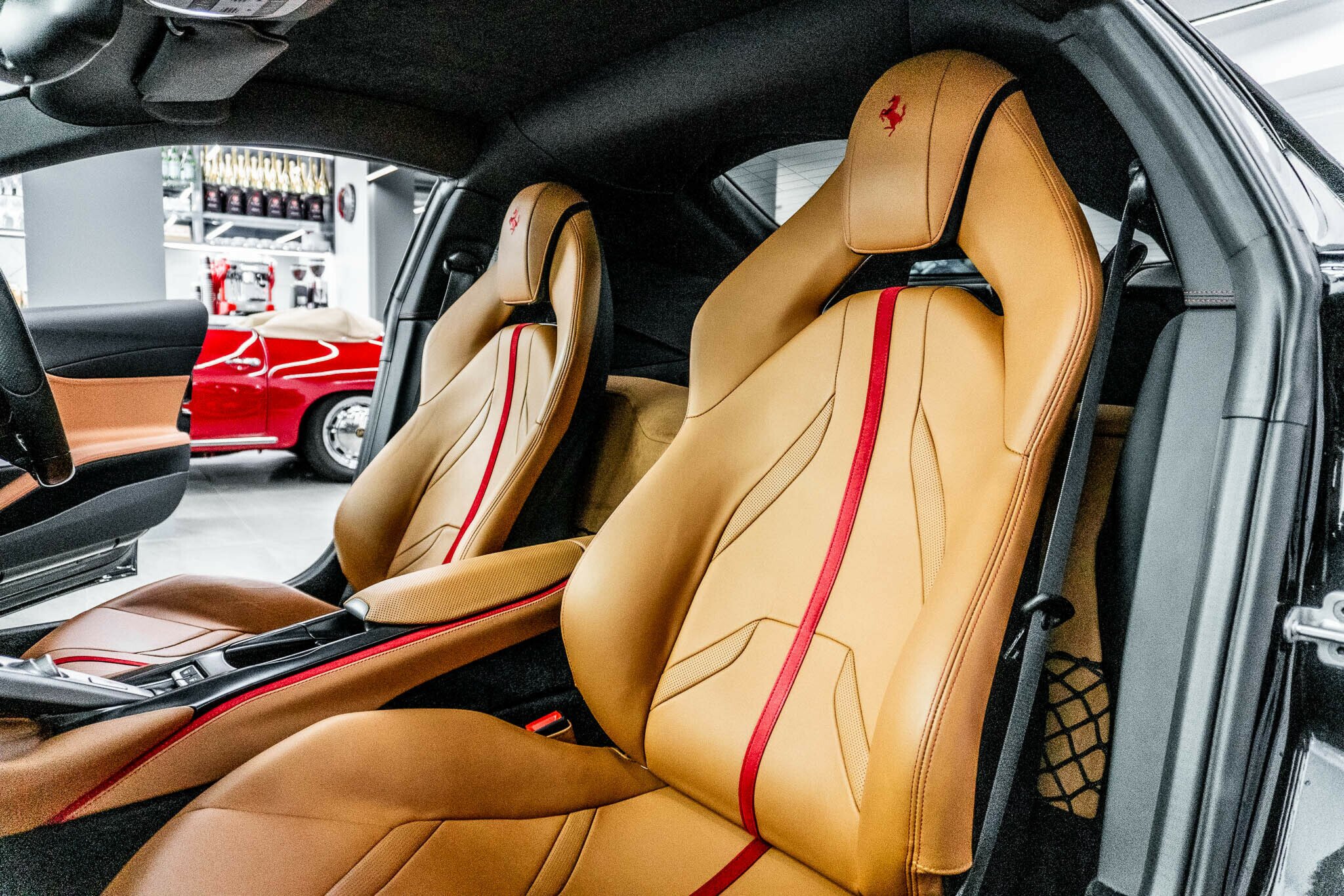 2018 FERRARI 812 F152 SUPERFAST 7 SP AUTOMATIC 2D COUPE