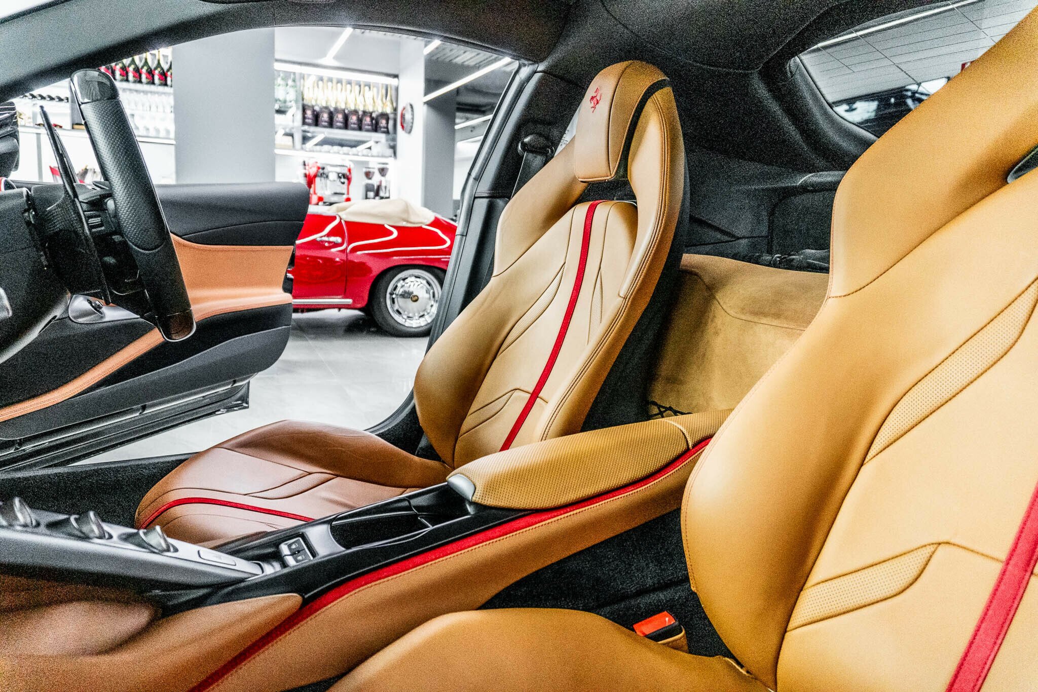 2018 FERRARI 812 F152 SUPERFAST 7 SP AUTOMATIC 2D COUPE