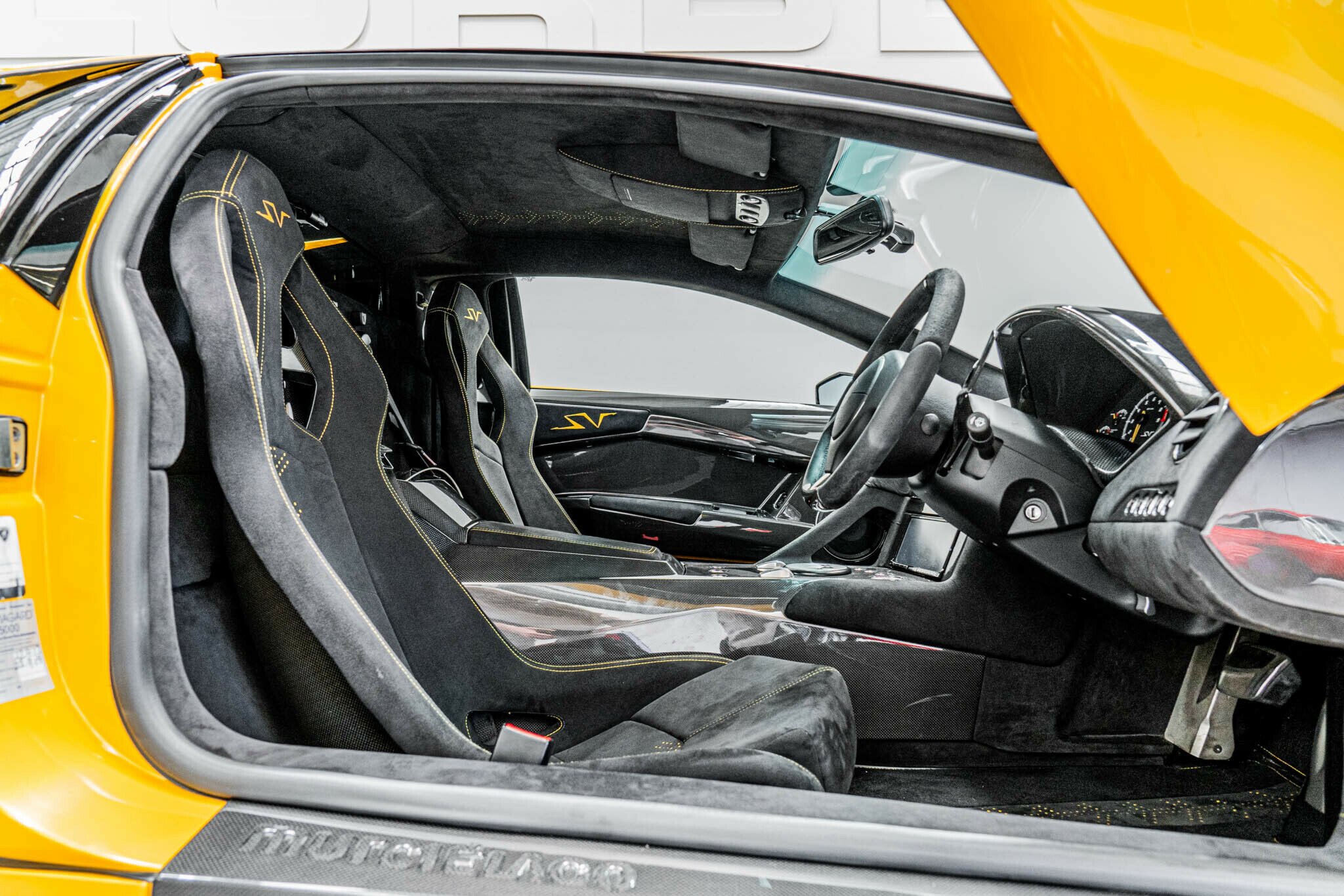 2010 LAMBORGHINI MURCIELAGO LP670-4 SV 6 SP AUTOMATIC 2D COUPE