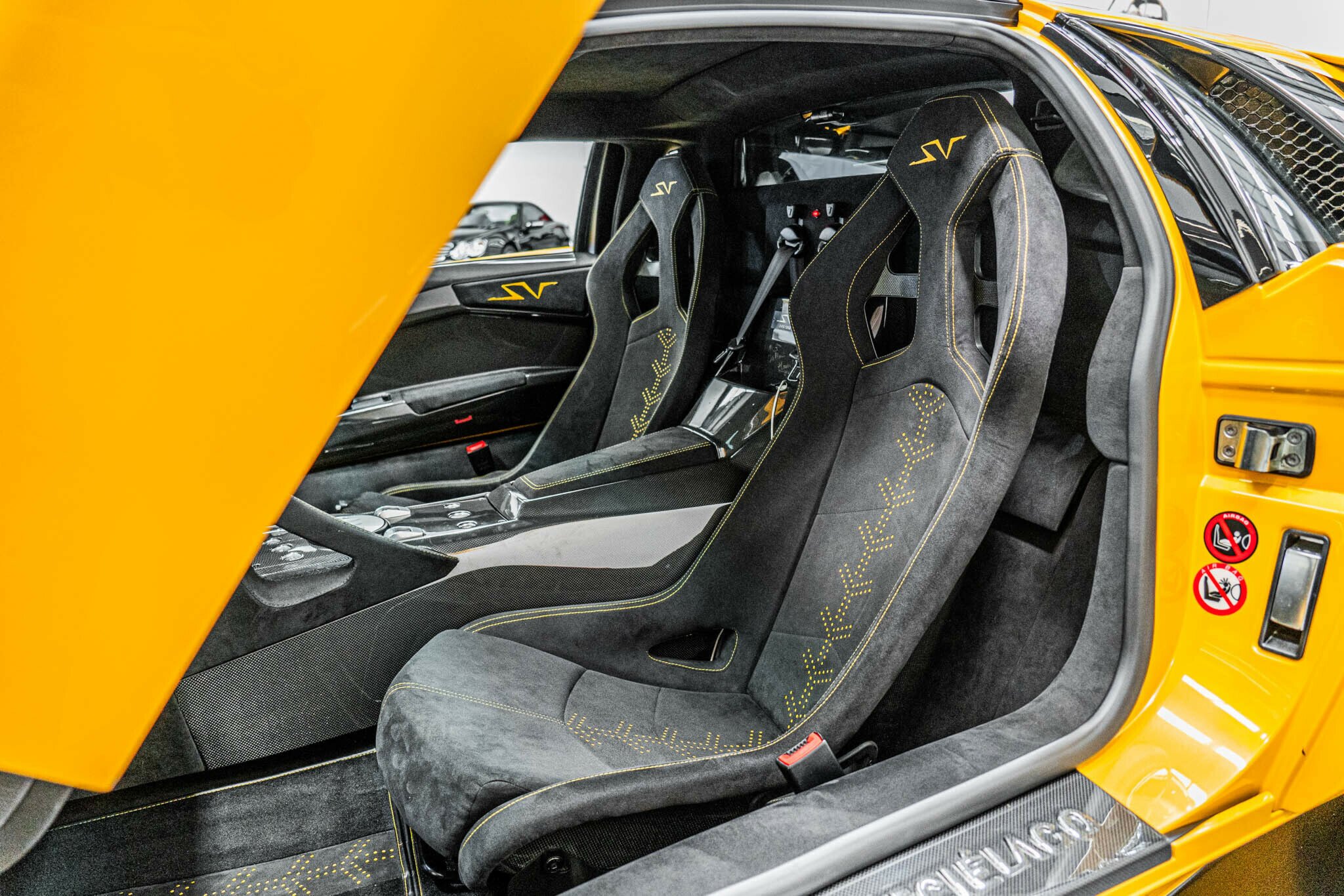 2010 LAMBORGHINI MURCIELAGO LP670-4 SV 6 SP AUTOMATIC 2D COUPE
