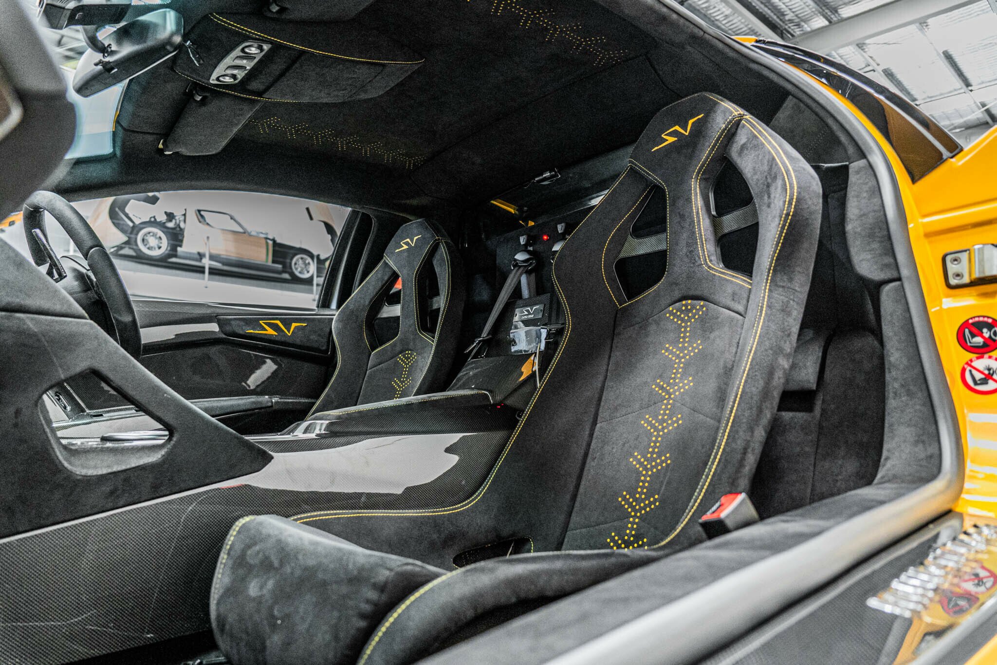 2010 LAMBORGHINI MURCIELAGO LP670-4 SV 6 SP AUTOMATIC 2D COUPE