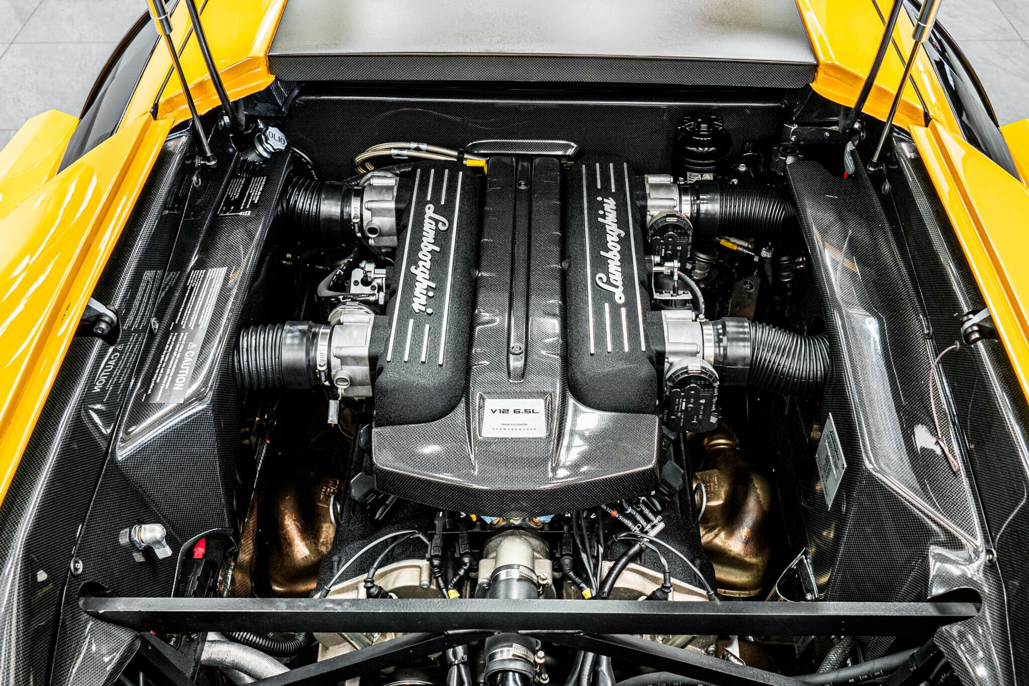 2010 LAMBORGHINI MURCIELAGO LP670-4 SV 6 SP AUTOMATIC 2D COUPE